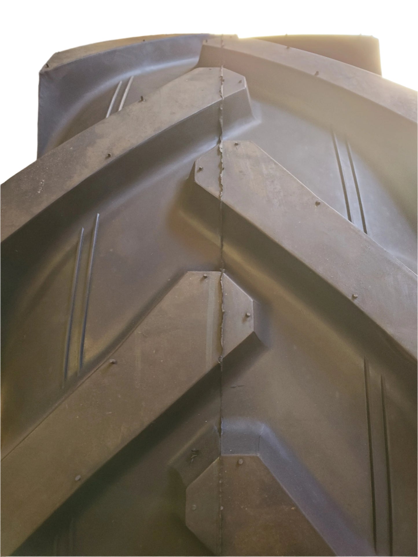 DEESTONE EXTRA GRIP BSW 10.5 80 18 131/119A8 10PLY INDUSTRIAL TIRE DS5014
