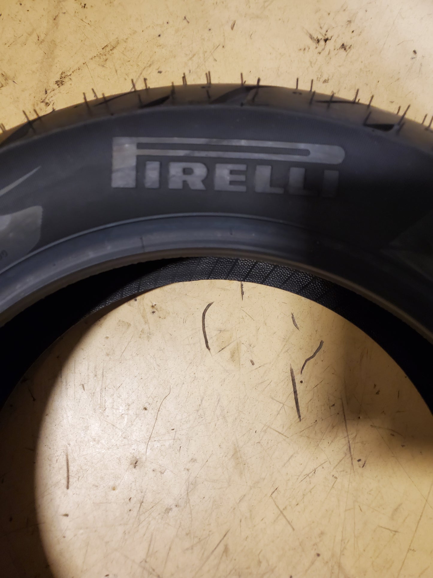 PIRELLI ANGEL SCOOTER BSW 150 70 13 64S REAR MOTORCYCLE TIRE 3107300