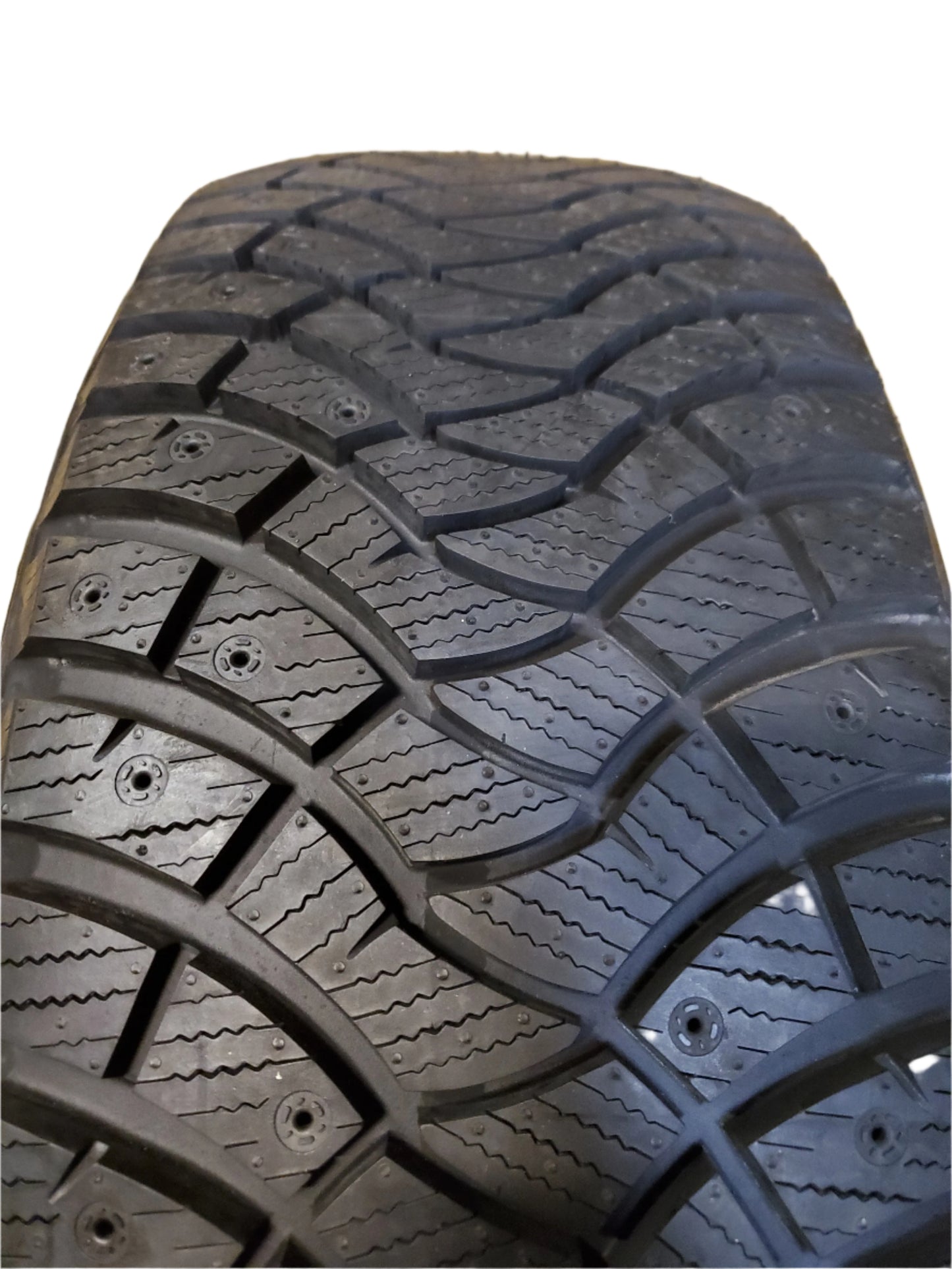 FALKEN WINTERPEAK F-ICE 1 BSW P 225 50 17 98T XL WINTER TIRE 28384772