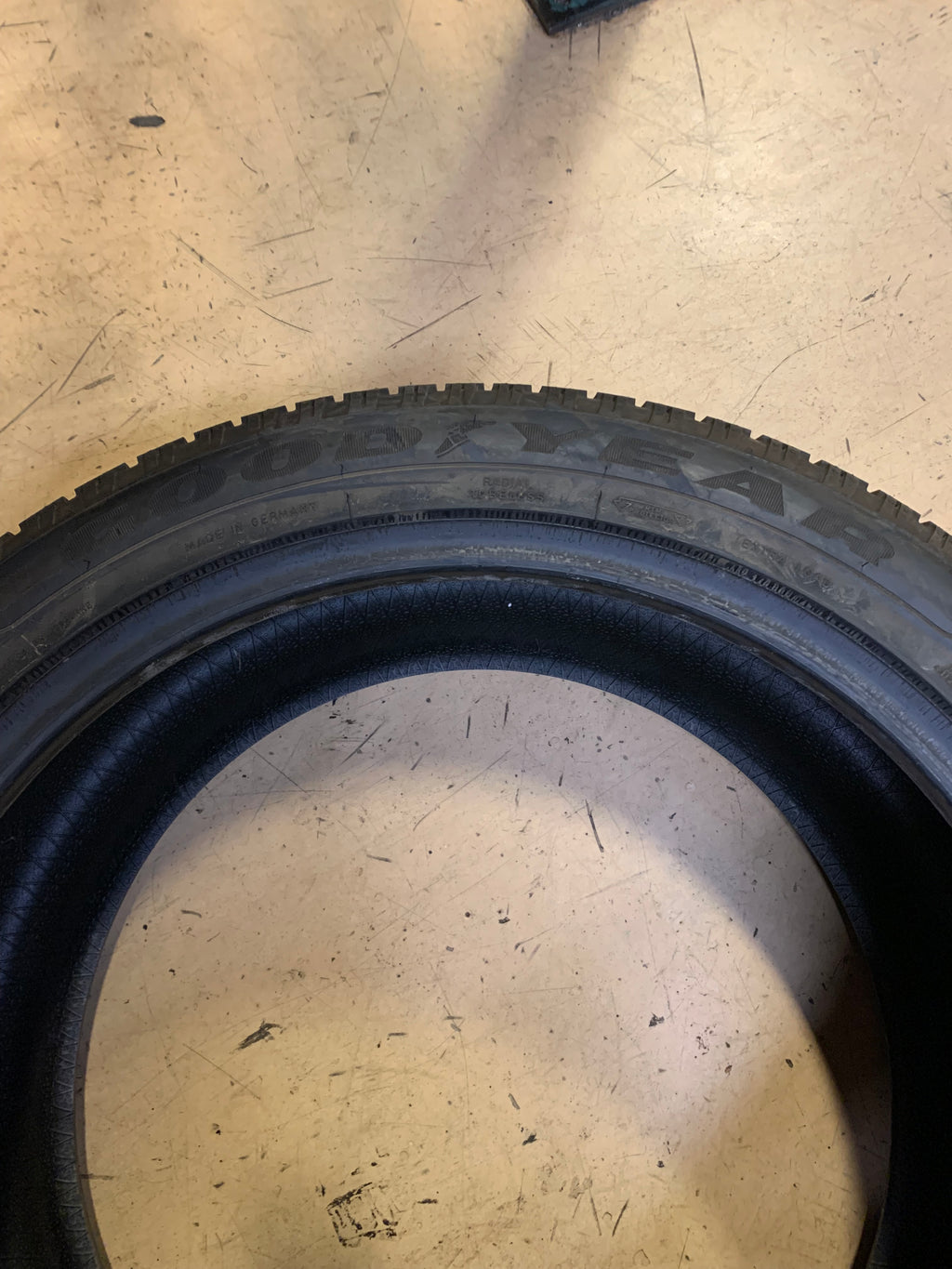 NOS GOODYEAR EAGLE F1 ASYMMETRIC SUV (MO) P 295 40 22 112W UHP TIRE 784102562