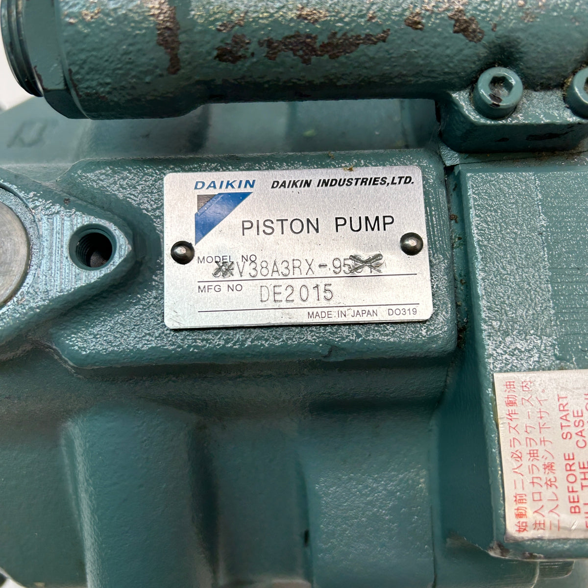 DAIKIN INDUSTRIES V SERIES PISTON PUMP DE2015