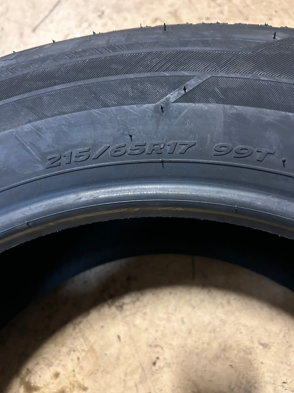 HANKOOK KINERGY ST BSW P 215 65 17 99T ALL SEASON TIRE 1021505