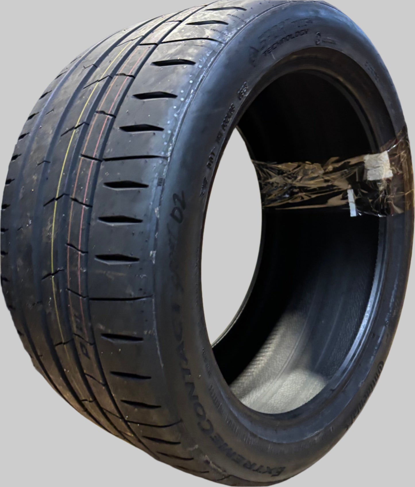 CONTINENTAL EXTREMECONTACT SPORT 02 BSW P 295 35 18 99Y SL UHP TIRE 03125260000