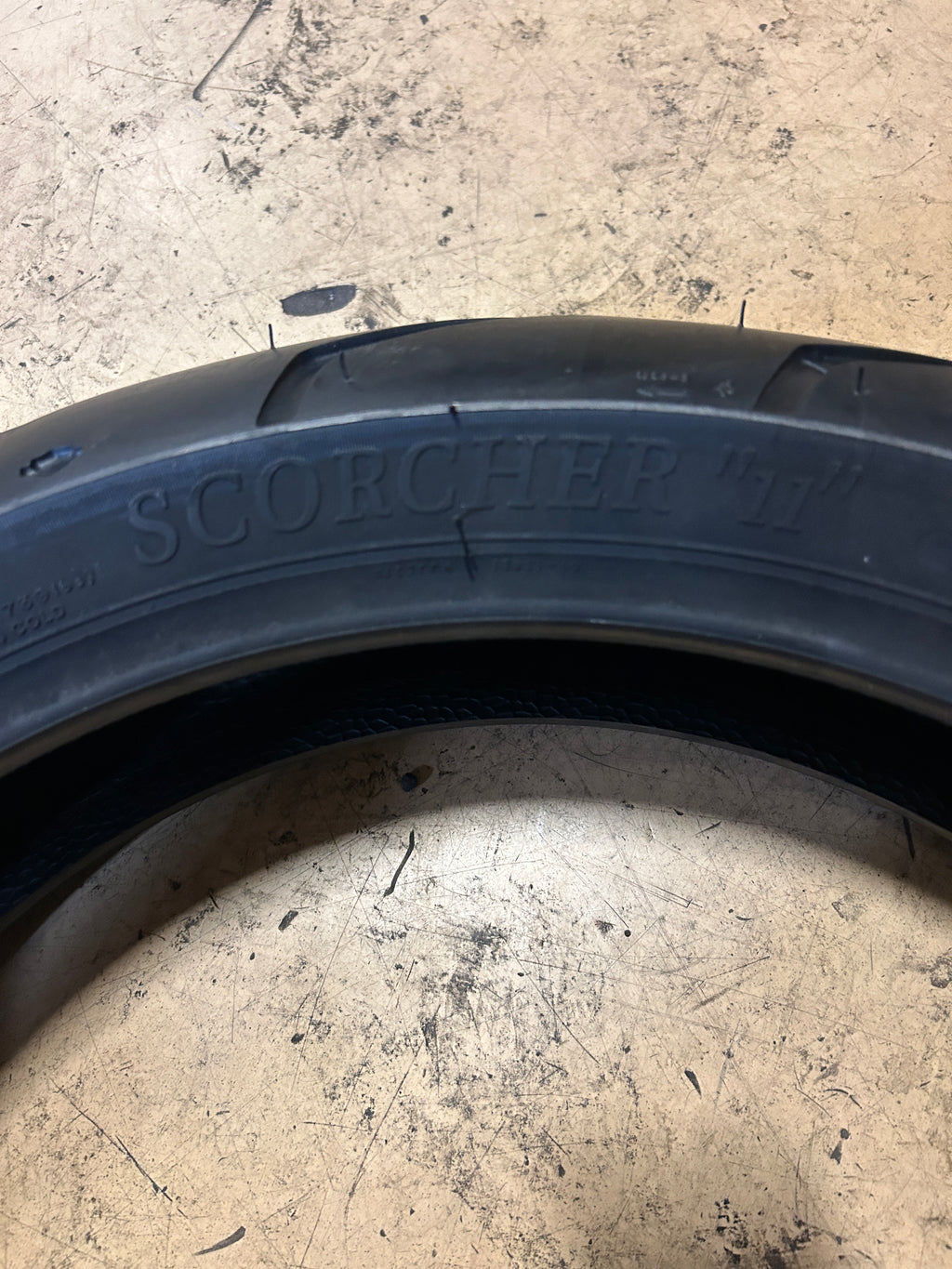 MICHELIN SCORCHER 11 BSW 160 60 18 70V FRONT MOTORCYCLE TIRE 11169