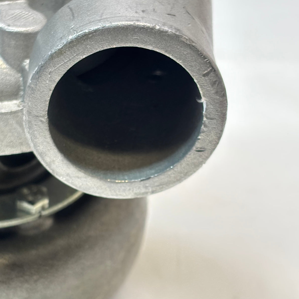 AFTERMARKET CUMMINS STYLE TURBO TURBOCHARGER M24 DUAL FLANGE ZY221763