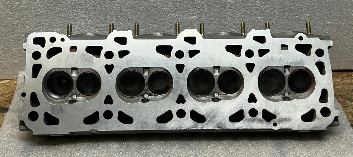 PORSCHE 928 S2 4.7L V8 CYLINDER HEAD MISSING PARTS 9281043483R