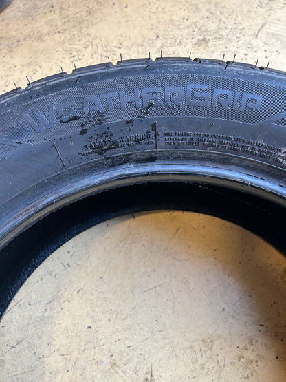 NOS FIRESTONE WEATHERGRIP BSW P 235 55 18 100V ALL WEATHER TIRE 011563