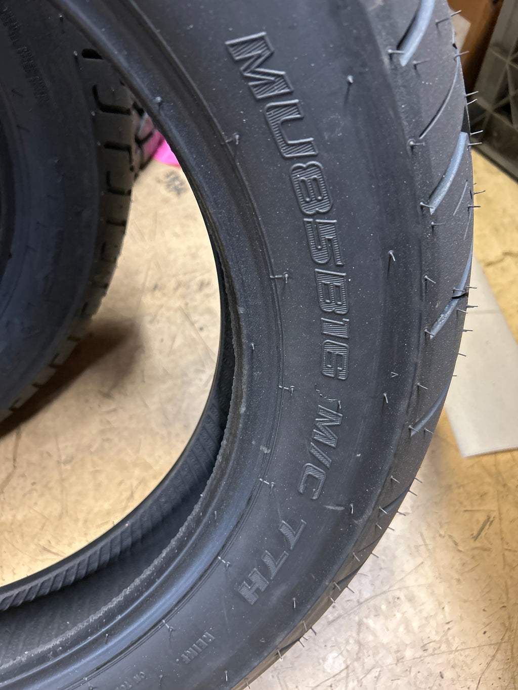 SHINKO SR777 HD BSW MU 85 16 77H REAR MOTORCYCLE TIRE 874568