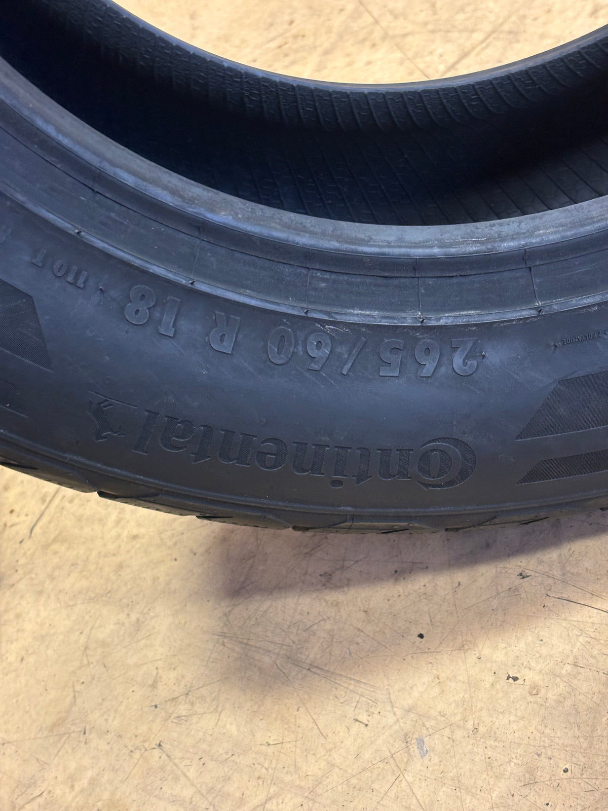 CONTINENTAL TERRAINCONTACT H/T BSW P 265 60 18 110T SL HIGHWAY TERRAIN TIRE 15571850000