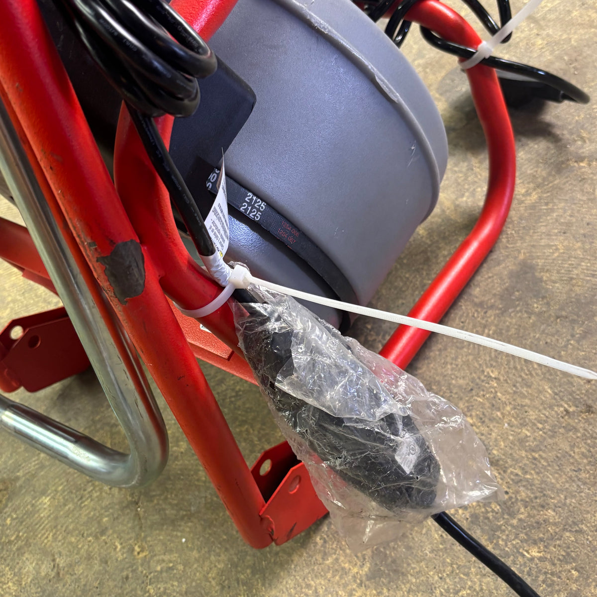 RIDGID K-400 DRAIN CLEANING SNAKE AUGER 120-VOLT DRUM MACHINE K-400-T3