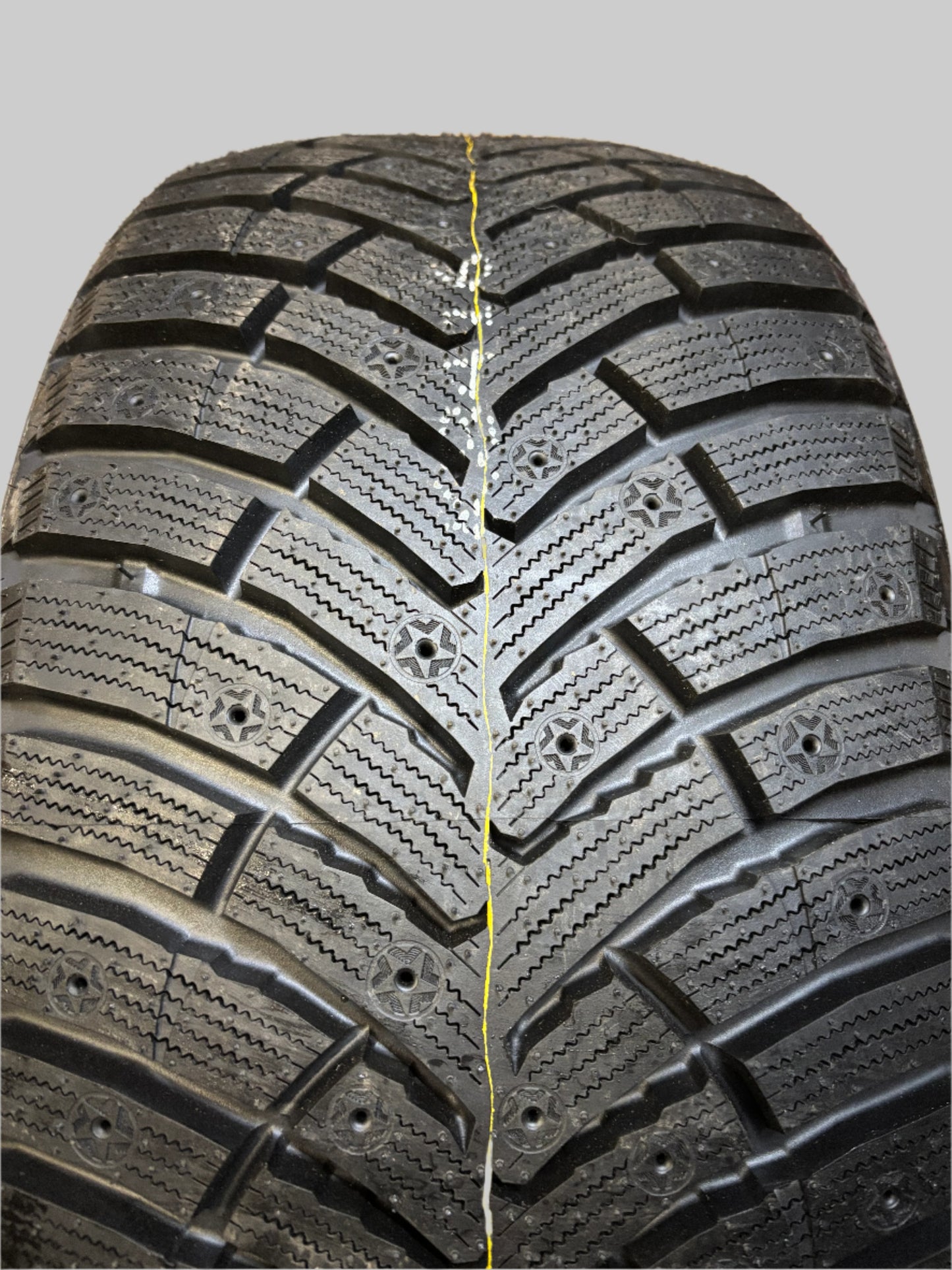 2 NEXEN WINGUARD WINSPIKE 3 P 245 40 18 97T XL SNOW WINTER TIRE 18416NXK