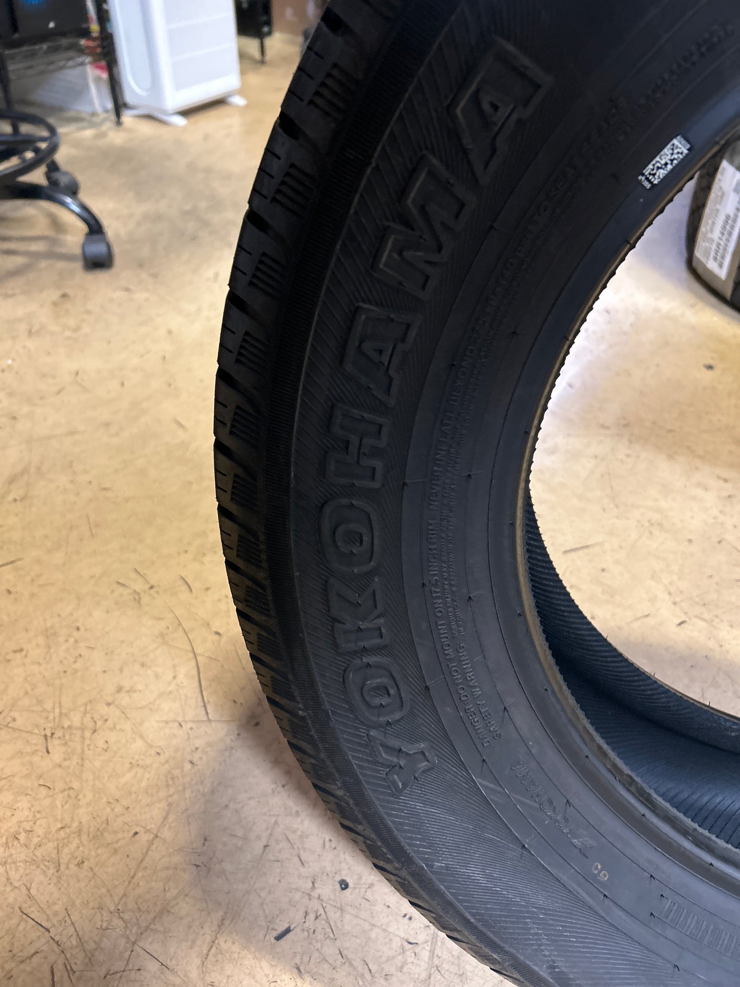 NOS 2 YOKOHAMA YK-HTX BSW P 225 65 17 102H ALL SEASON TIRE 110105411