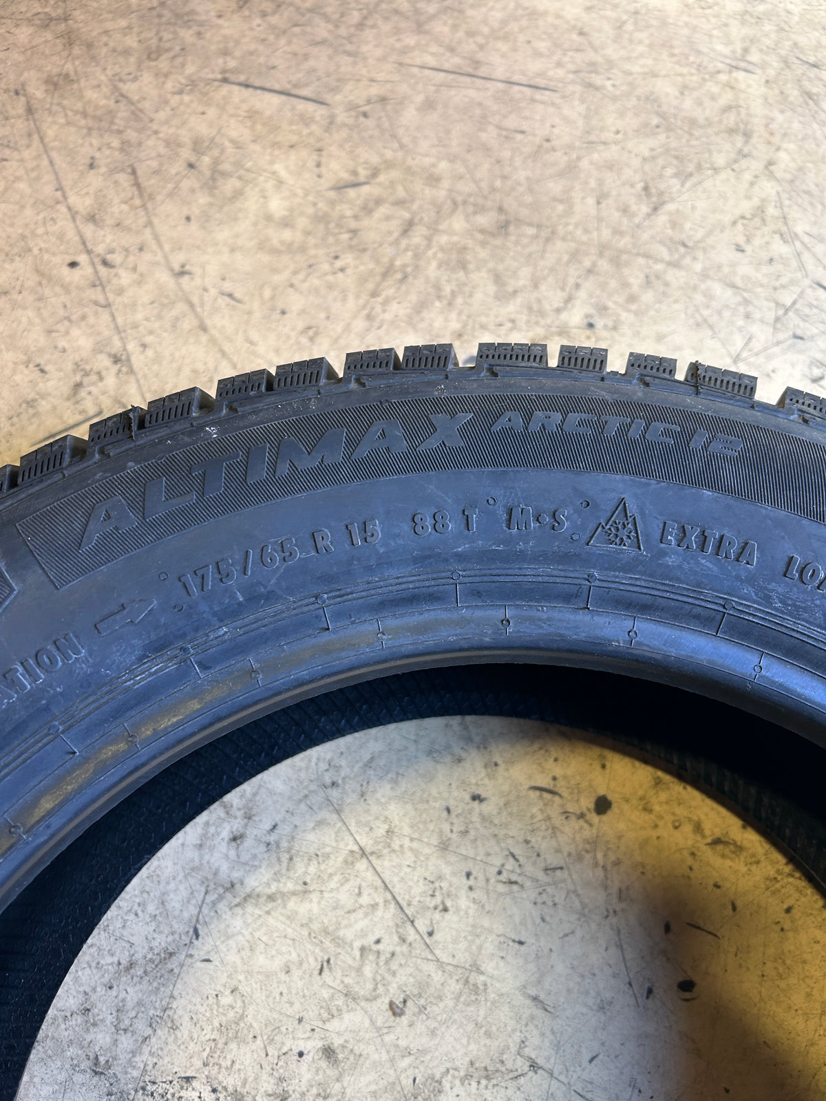 2 GENERAL ALTIMAX ARCTIC 12 BSW P 175 65 15 88T XL WINTER TIRE 15503110000