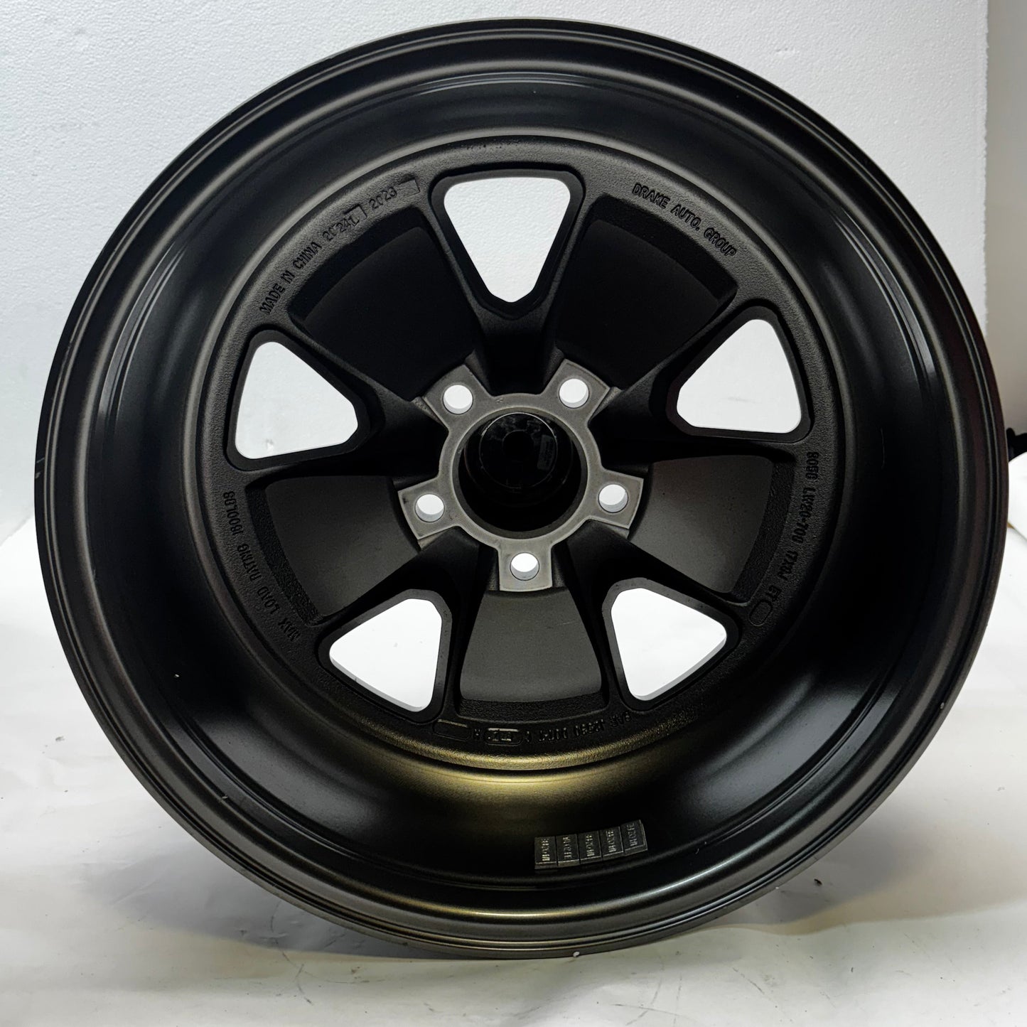LEGENDARY WHEEL CO. STYLED ALLOY WHEEL 17"X8" CHARCOAL/MACHINED 5X114.3 ET7.4
