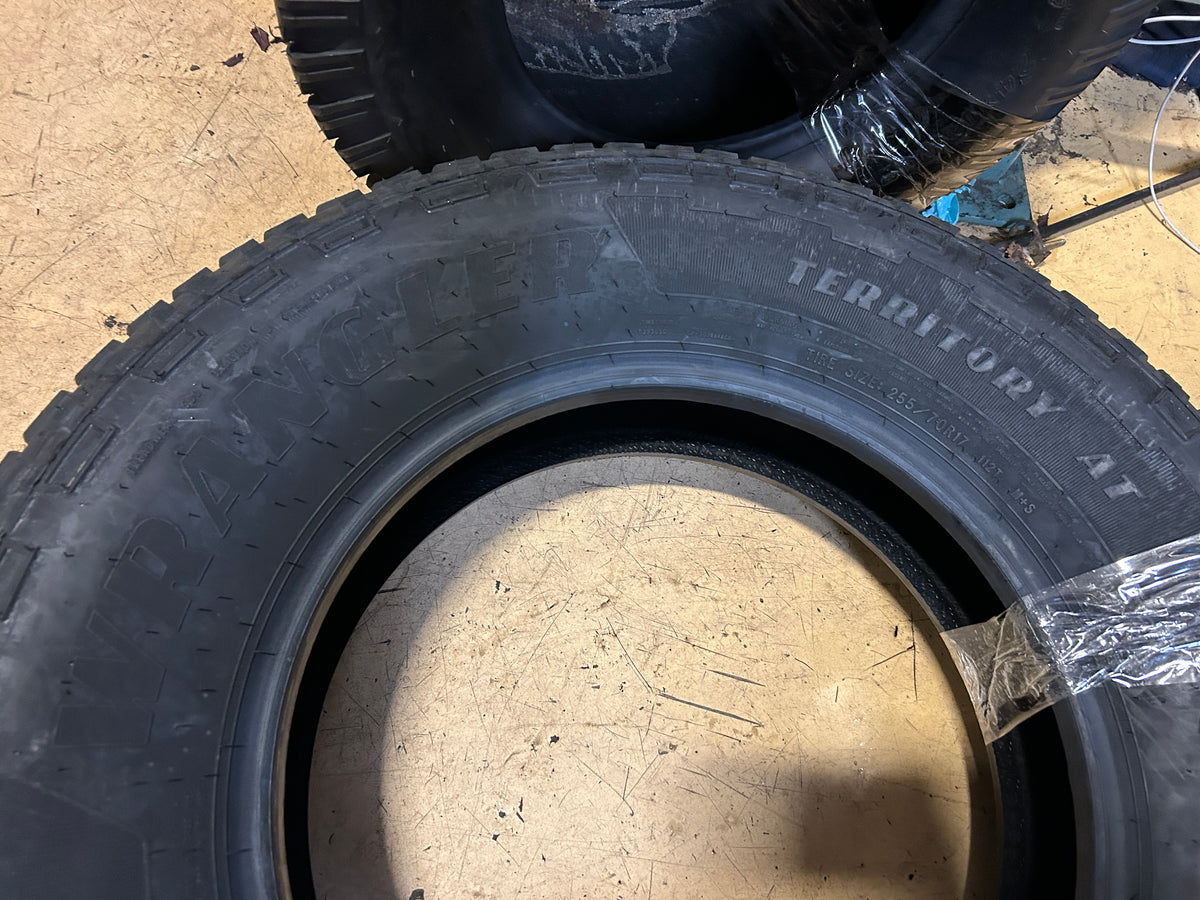 2 GOODYEAR WRANGLER TERRITORY AT BSW P 255 70 17 112T  ALL TERRAIN TIRE 734002640