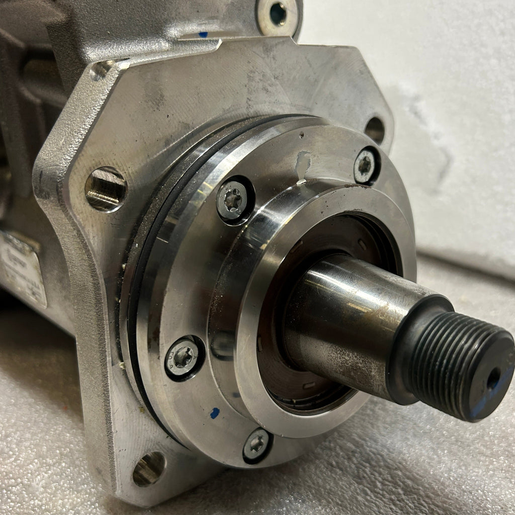 REMAN. GENUINE DETROIT DIESEL HIGH PRESSURE FUEL PUMP RA4720900850