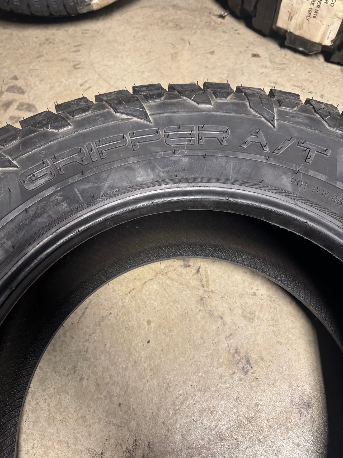 FUEL GRIPPER A/T BSW LT 265 70 17 121/118S 10PLY ALL TERRAIN TIRE RFAT26570R17