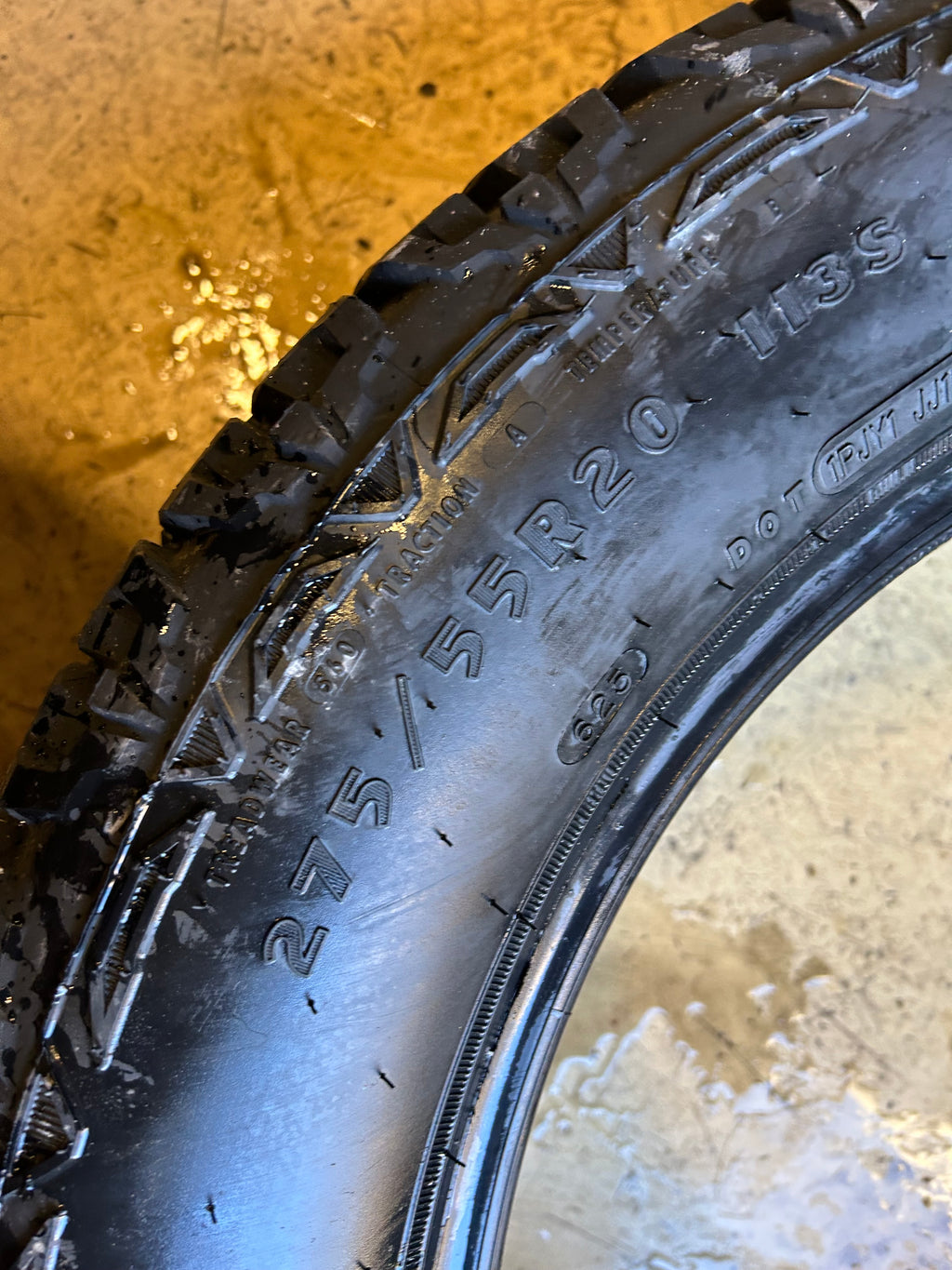 KELLY EDGE AT BSW P 275 55 20 113S ALL TERRAIN TIRE 357636279