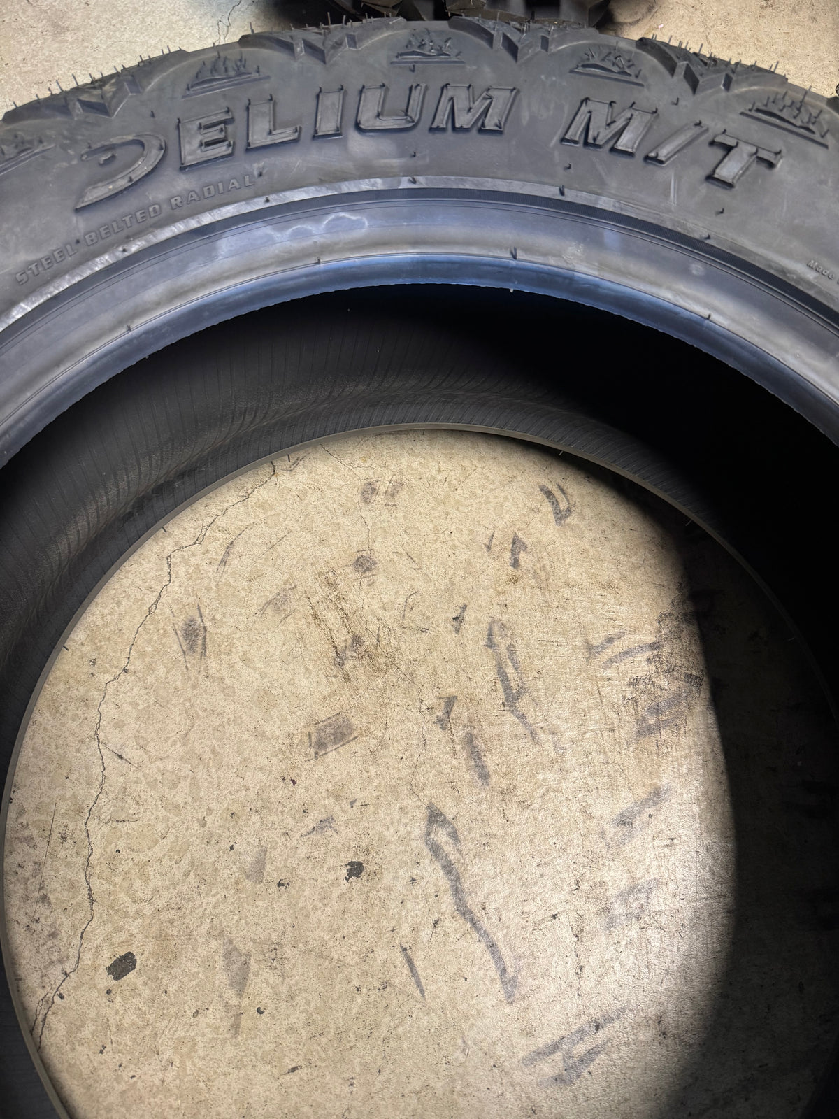 2 NOS DELIUM TERRA RAIDER M/T KU-255 BSW LT 275 60 20 123/120Q 10PLY MUD TERRAIN TIRE D237620