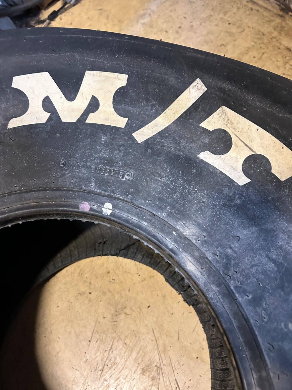NOS MICKEY THOMPSON ET DRAG BSW 35 15 16 DRAG TIRE 365035011