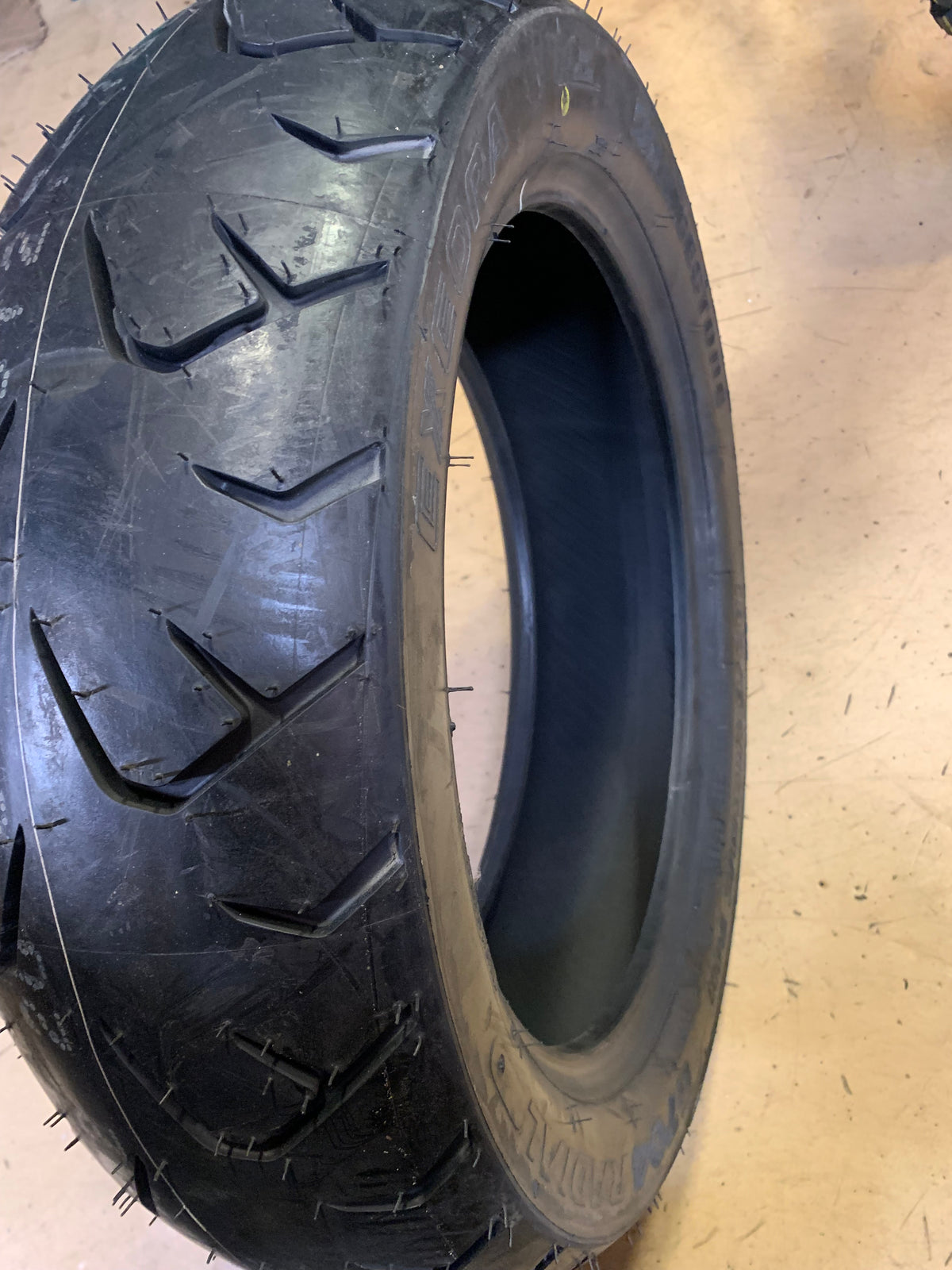 BRIDGESTONE EXEDRA G704 BSW  180 60 16 74H REAR MOTORCYCLE TIRE 70627
