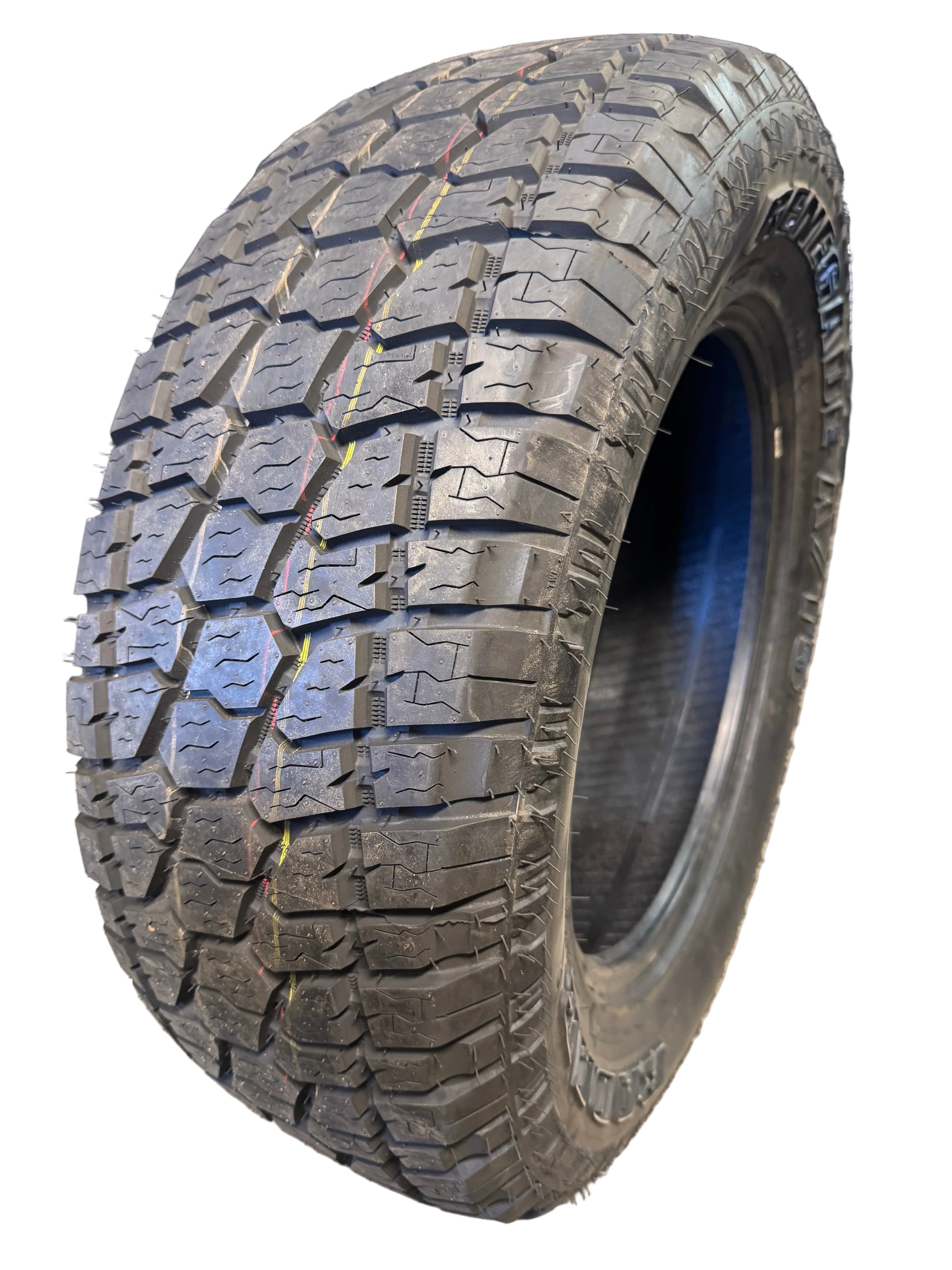 NOS RADAR RENEGADE A/T 5 OWL P 265 65 18 114H ALL TERRAIN TIRE RZD0141