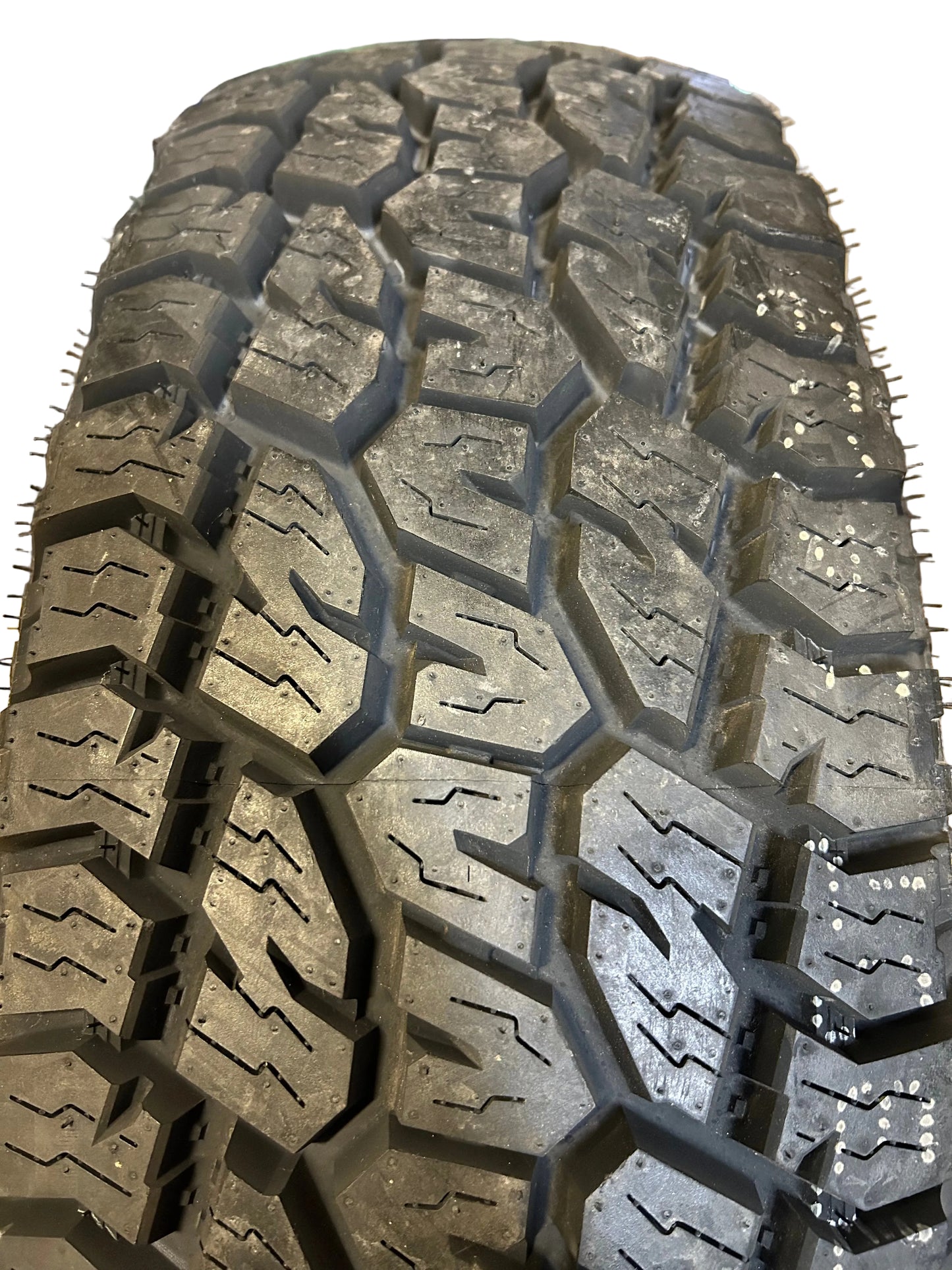 XCELLENT ROADBREAKER A/T RWL LT 245 75 16 120/116R 10PLY ALL TERRAIN TIRE EA0009