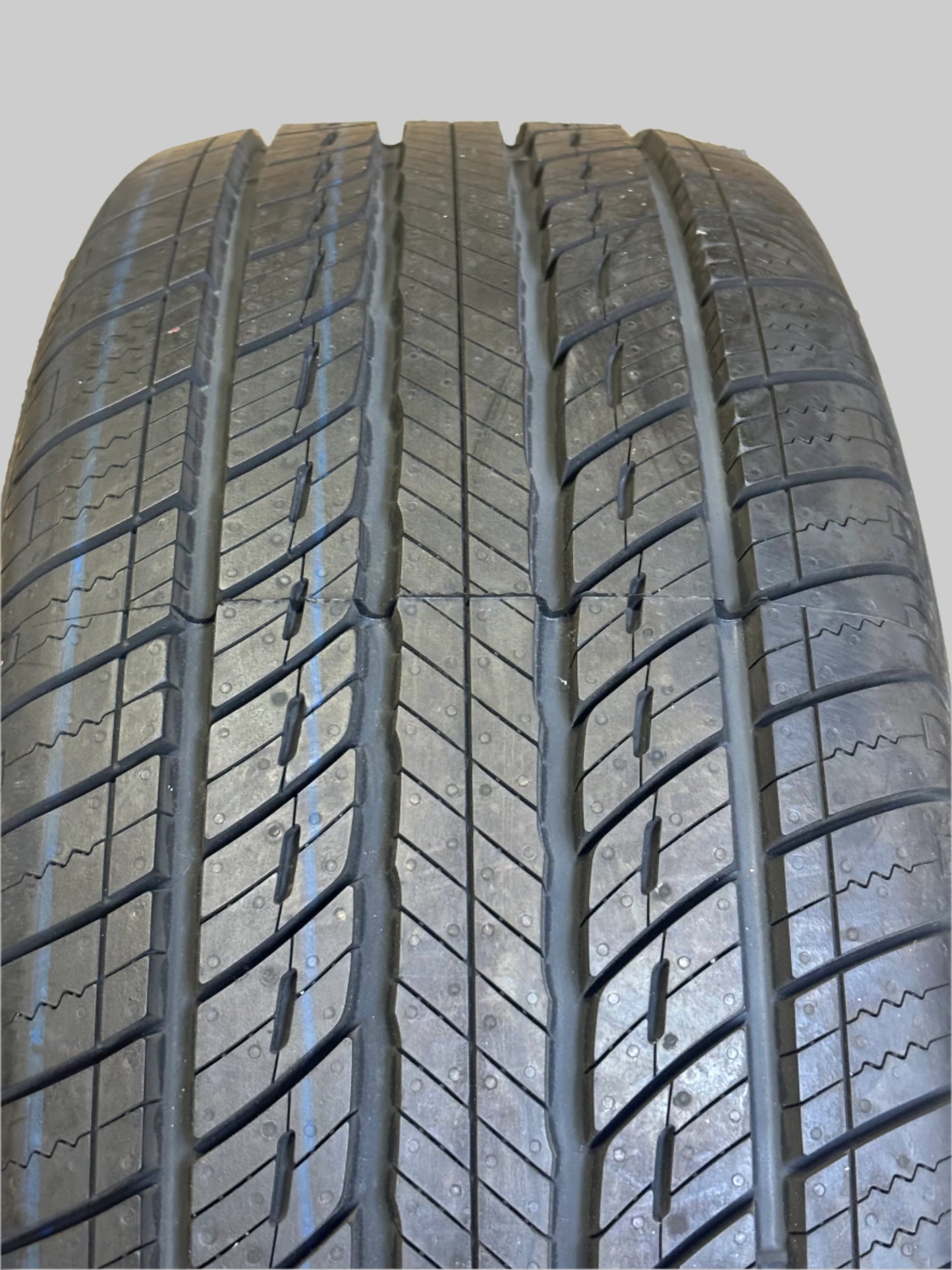 UNIROYAL TIGER PAW TOURING AS DT 235 55 19 101H SL ALL SEASON TIRE 01337
