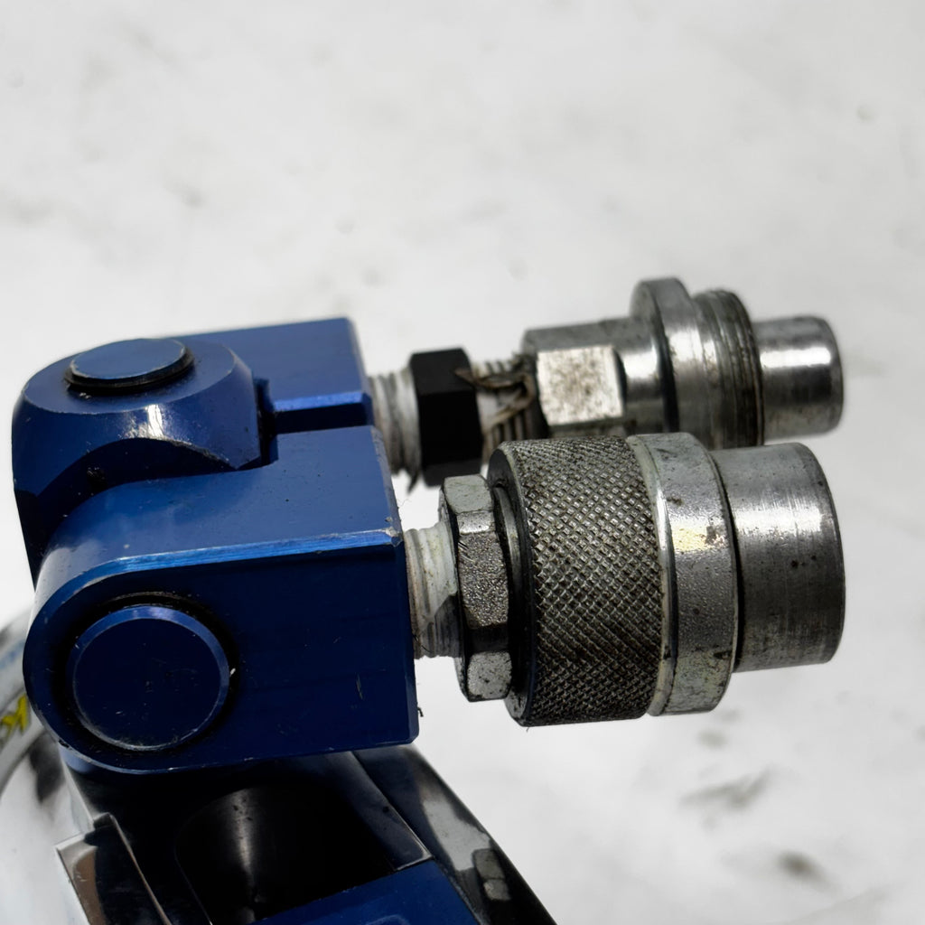 BOLTTECH TORQUE WRENCH TL4 WITH A 2 3/4" SOCKET