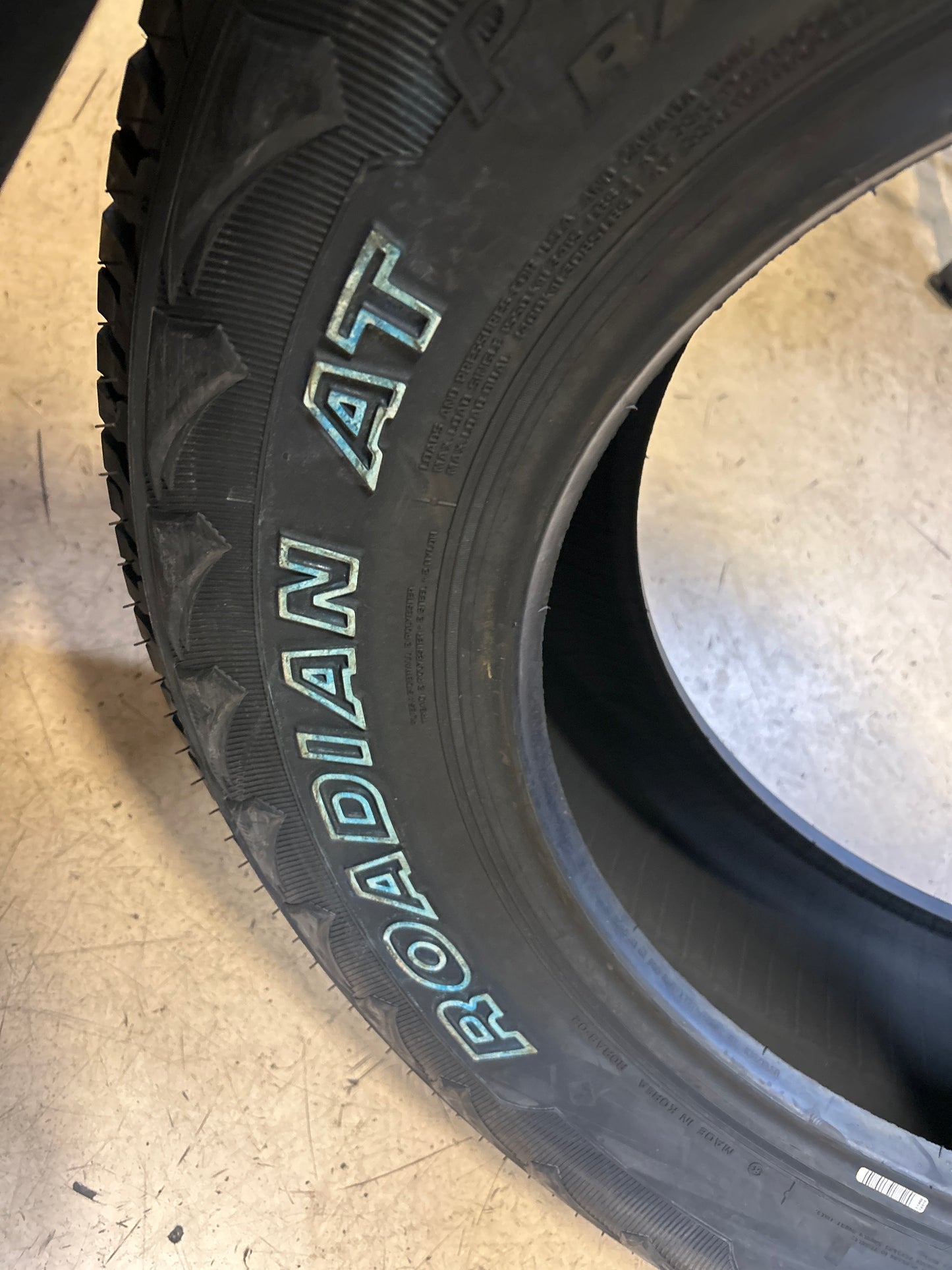NEXEN ROADIAN A/T PRO RA8 OWL LT 275 65 18 123/120S 10PLY ALL TERRAIN 1215NXK