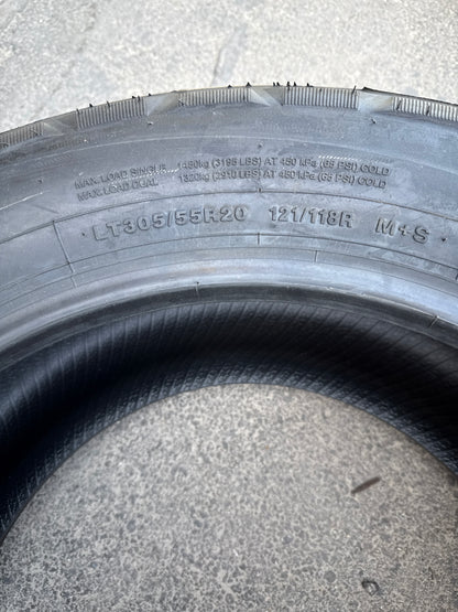 NOS WESTLAKE RADIAL SL369 A/T LT 305 55 20 121/118R LRE 10PLY TIRE 22789701