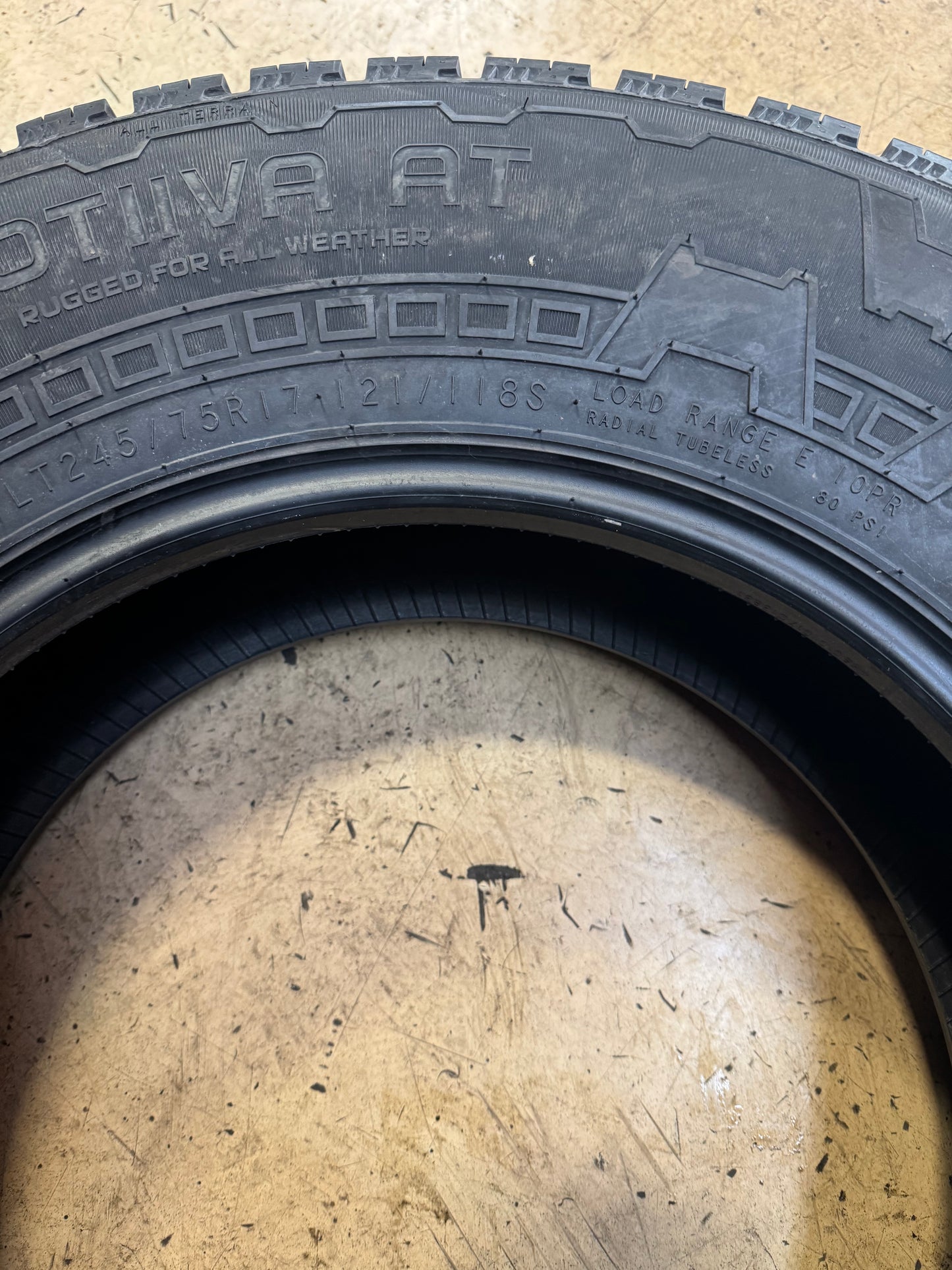 NOS NOKIAN ROTIIVA AT BSW LT 245 45 17 121/118S 10PLY ALL TERRAIN TIRE T430904