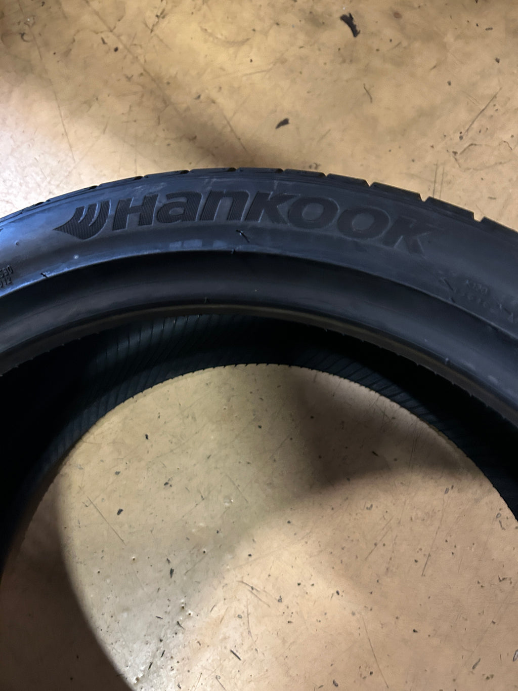 HANKOOK VENTUS V12 EVO 2 BSW P 225 40 18 92Y XL UHP TIRE 1015414