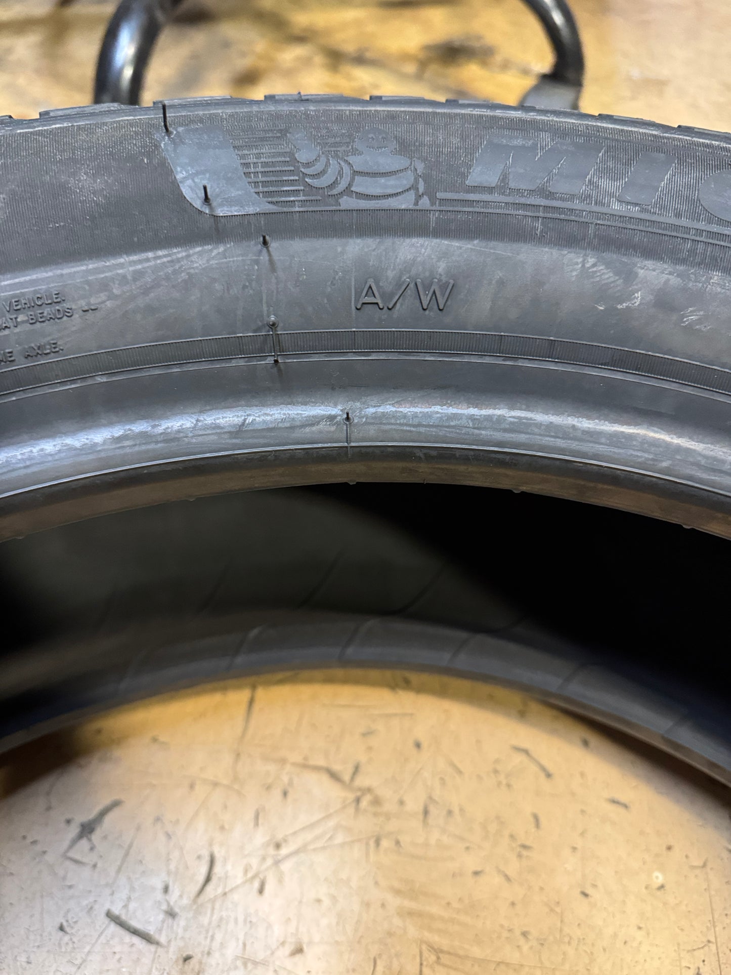 MICHELIN CROSSCLIMATE 2 A/W BSW P 235 55 20 102H ALL WEATHER TIRE 21889