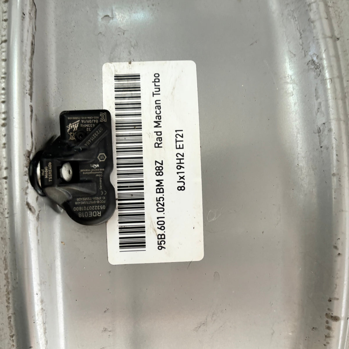 4 GENUINE PORSCHE MACAN 15-19 9X19 8X19 SILVER WHEEL SET 95B601025BN 95B601025BM