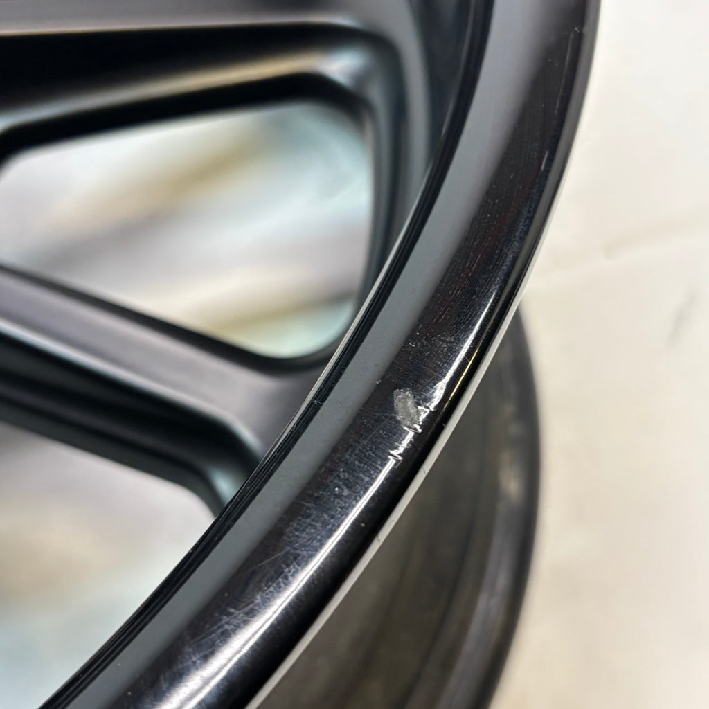 US MAGS U123 RAMBLER GLOSS BLACK MATTE BLACK 18X8 5X120.65 ET 1 1002-46BLD