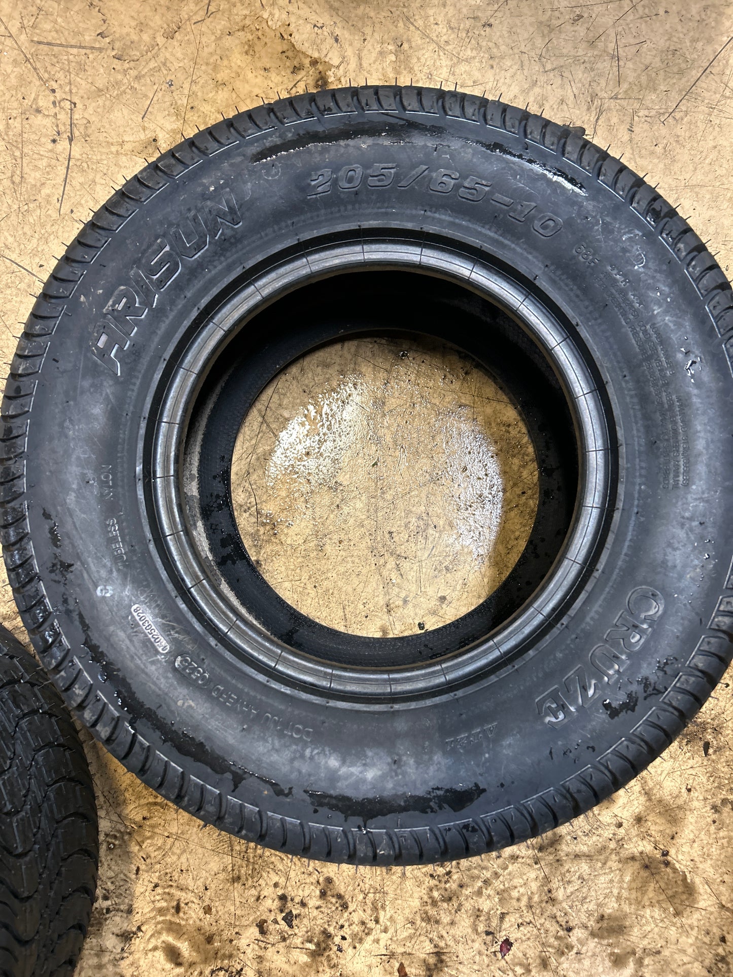ARISUN CRUZE AT21 BSW  205 65 10 68F ATV/UTV TIRE 14007