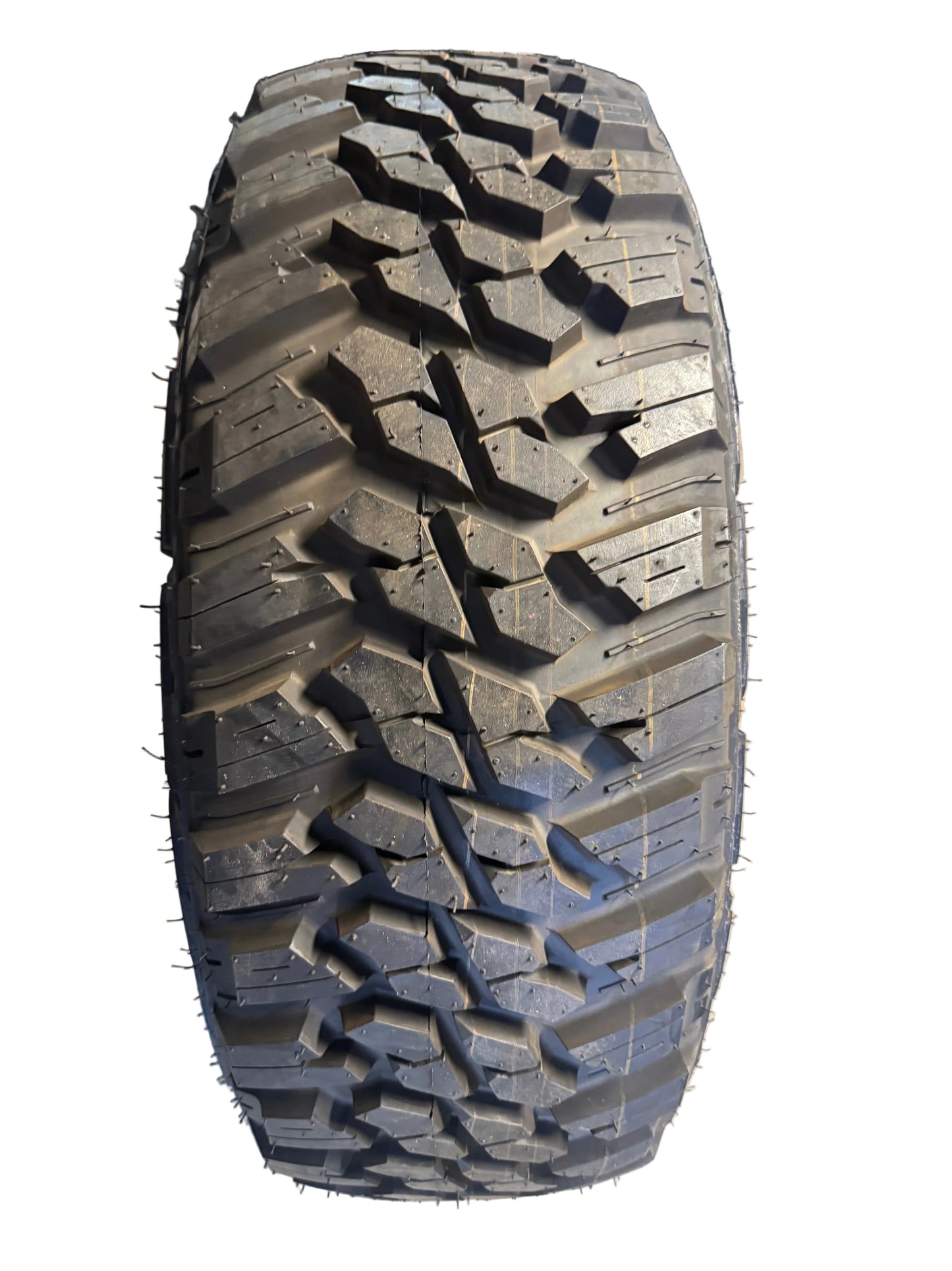 NOS KANATI MUD HOG M/T BSW LT 265 70 17 121/118Q 10PLY MUD TERRAIN TIRE L1726570E
