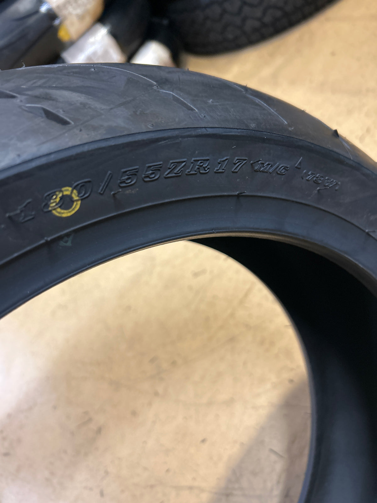 DUNLOP SPORTMAX ROADSMART III BSW 180 55 17 73W REAR TIRE 45227413