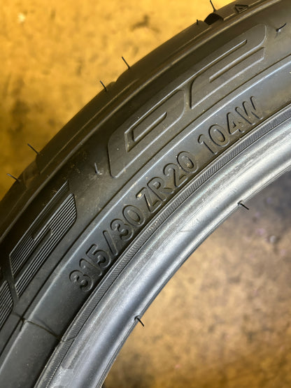 NITTO NT555 G2 BSW P 315 30 20 104W XL UHP TIRE 211740