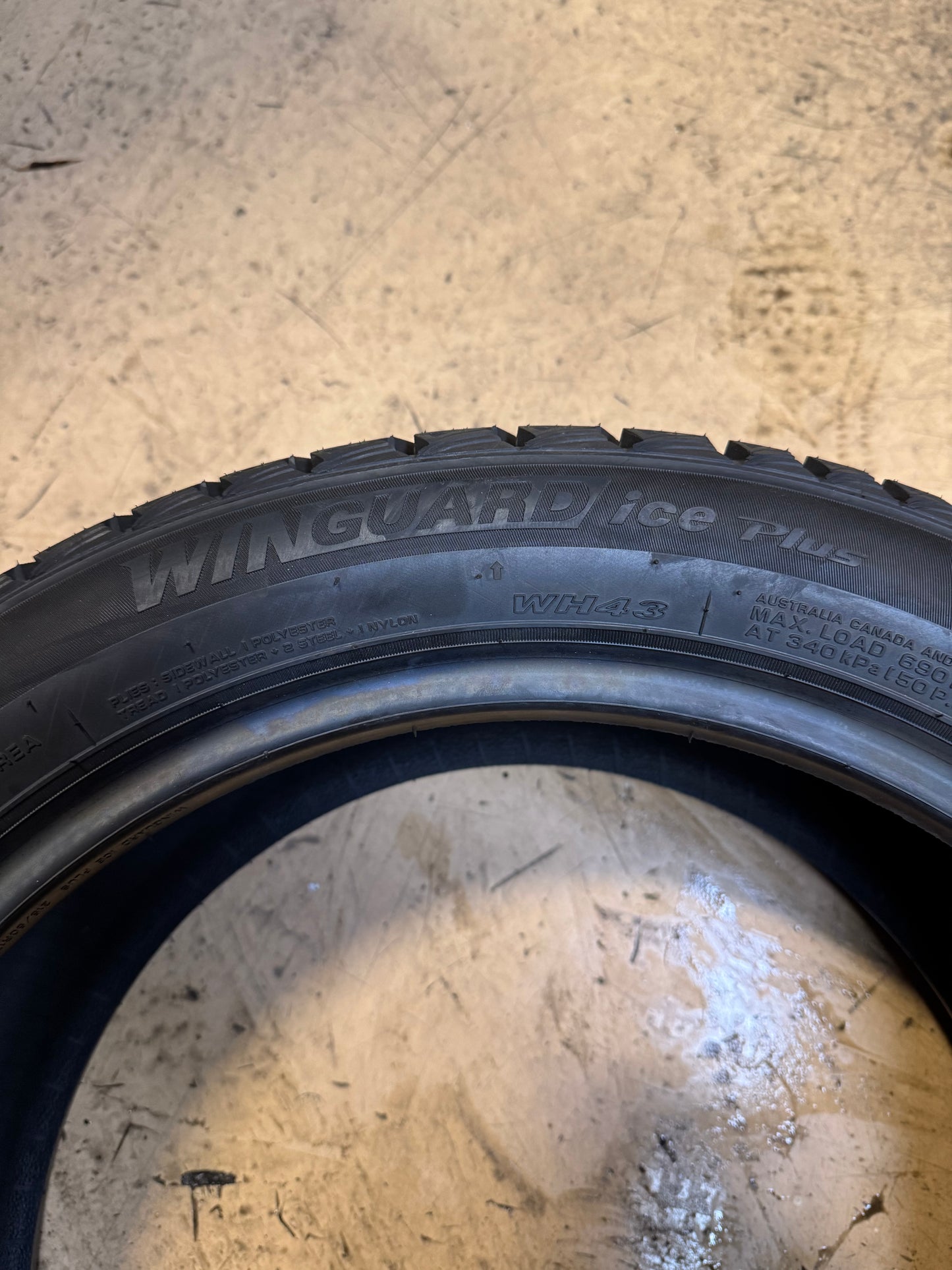 NEXEN WINGUARD ICE PLUS BSW P 215 60 17 95T XL WINTER TIRE 16128NXK