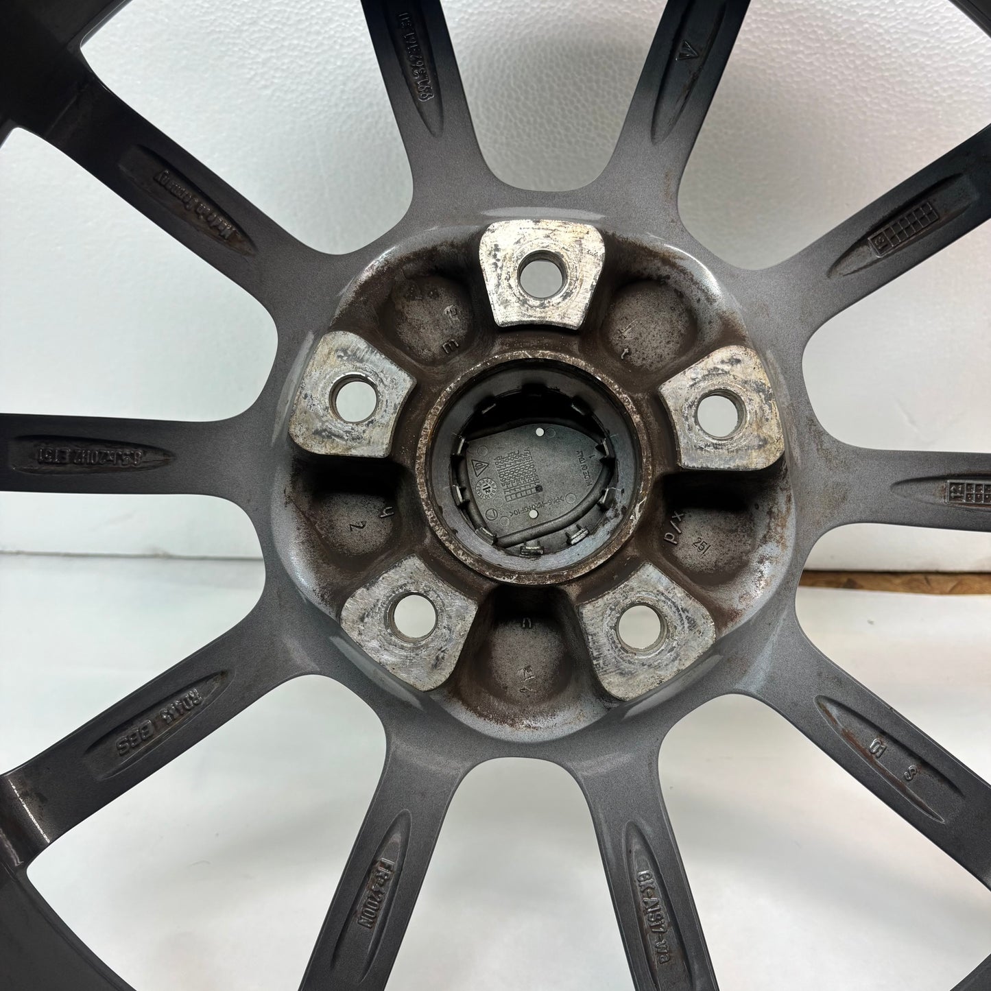 GENUINE PORSCHE 911 RAD CARRERA CLASSIC II 20X11 20X8.5 STAGGERED SET WHEELS