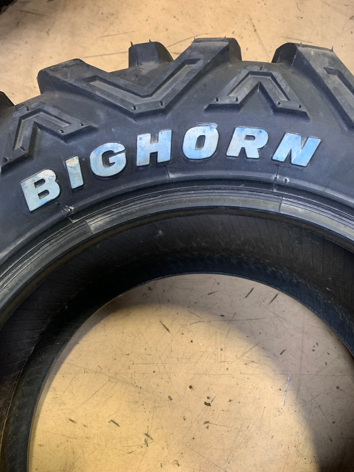 NOS MAXXIS BIGHORN RWL AT  26 11 14  ATV/UTV TIRE TM00230100