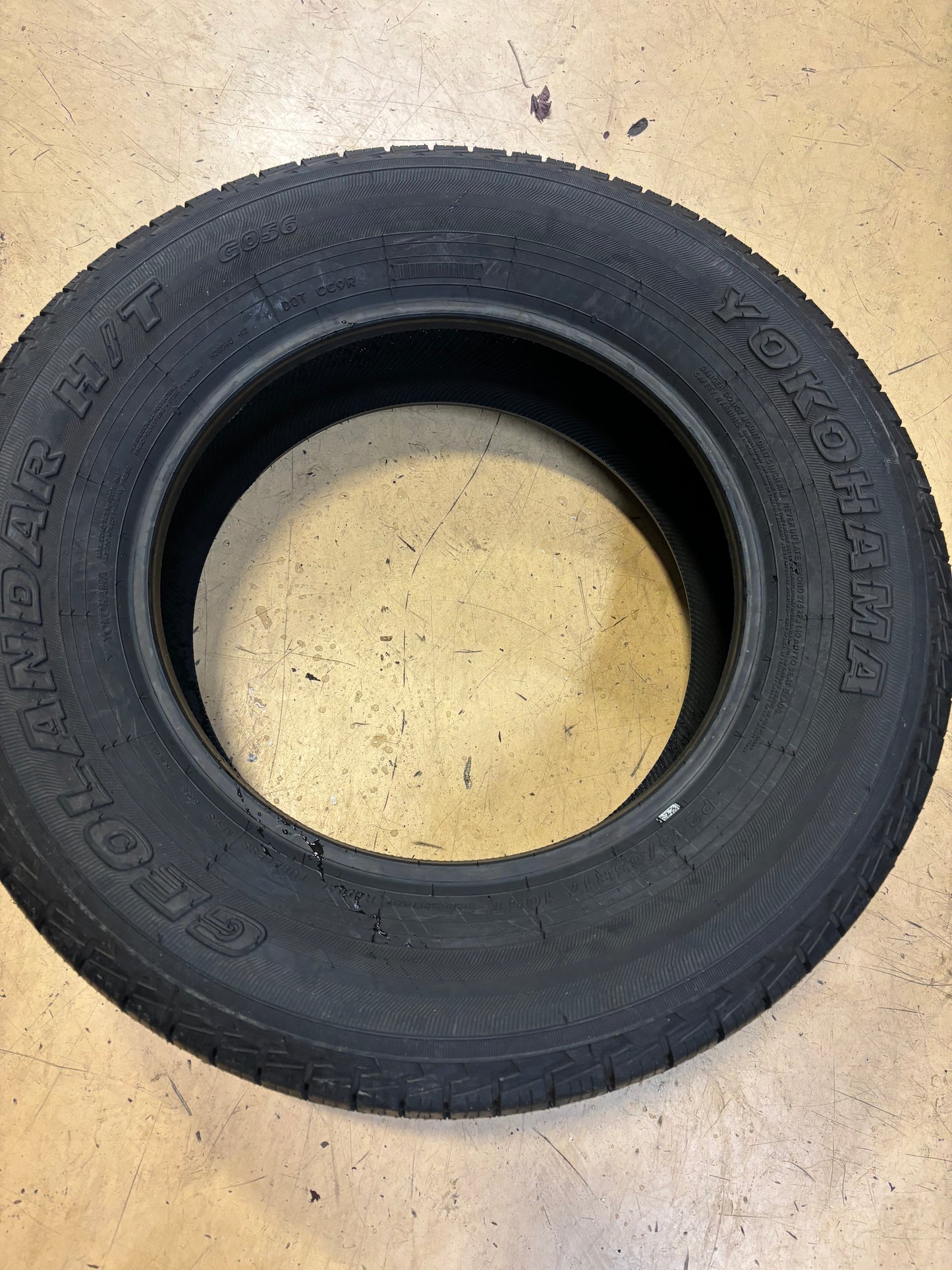 YOKOHAMA GEOLANDAR H/T G056 P 245 65 17 105T SL HIGHWAY TERRAIN TIRE 110105607