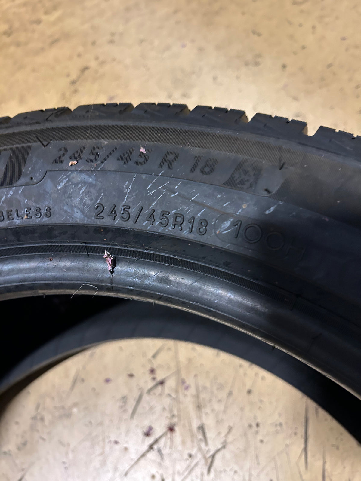 MICHELIN X-ICE SNOW BSW P 245 45 18 100H XL WINTER TIRE 03025