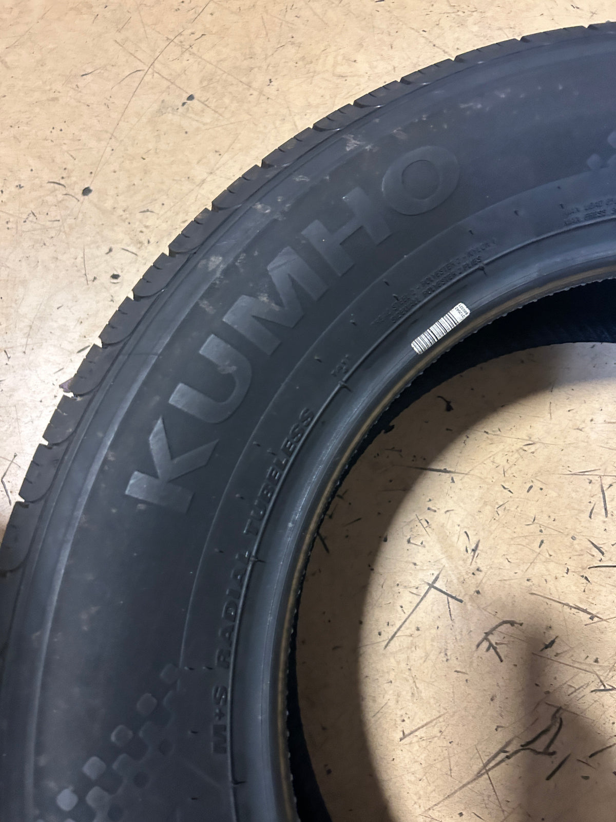 KUMHO SOLUS TA11 BSW P 225 65 17 102V  TOURING TIRE 2361853