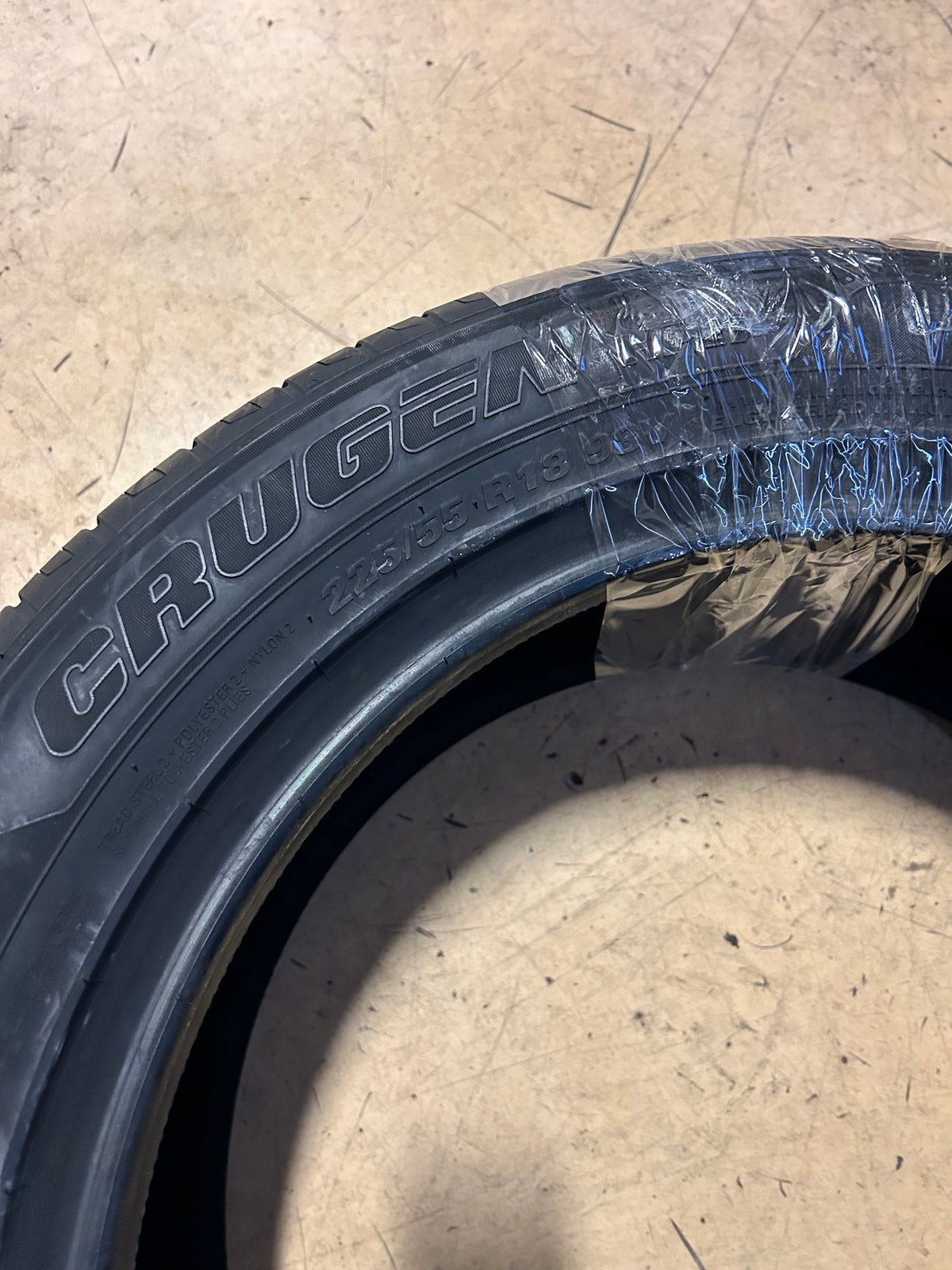 KUMHO CRUGEN HP27 BSW P 225 55 18 98V ALL SEASON TIRE 2346203