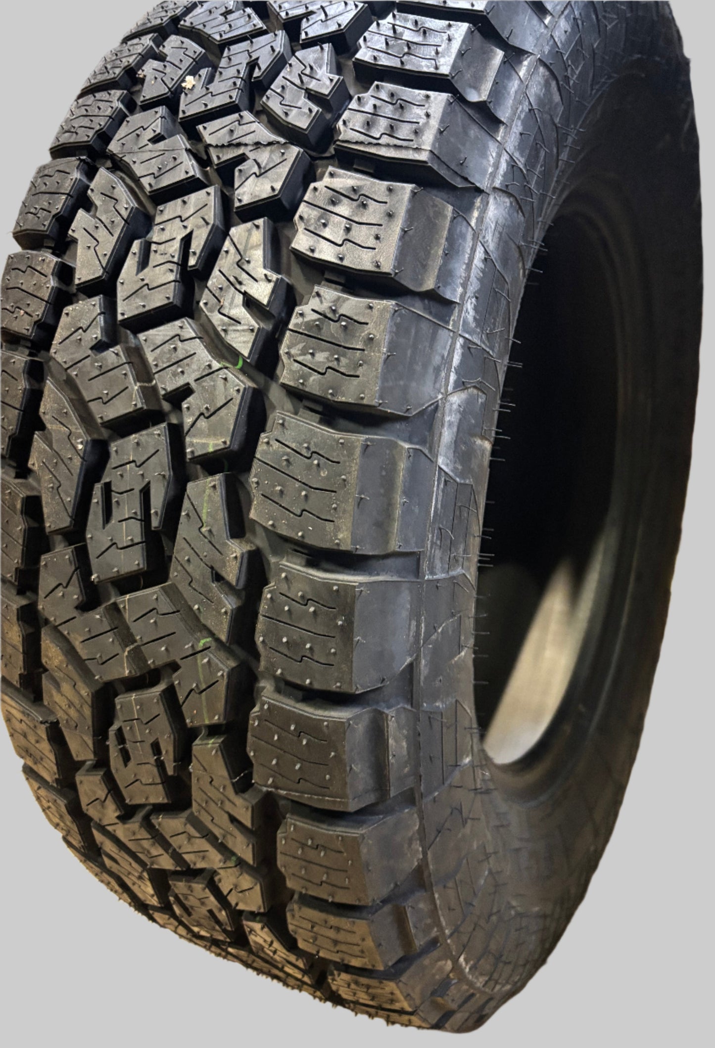 TOYO OPEN COUNTRY A/T III BSW P 255 65 16 109T SL ALL TERRAIN TIRE 356150
