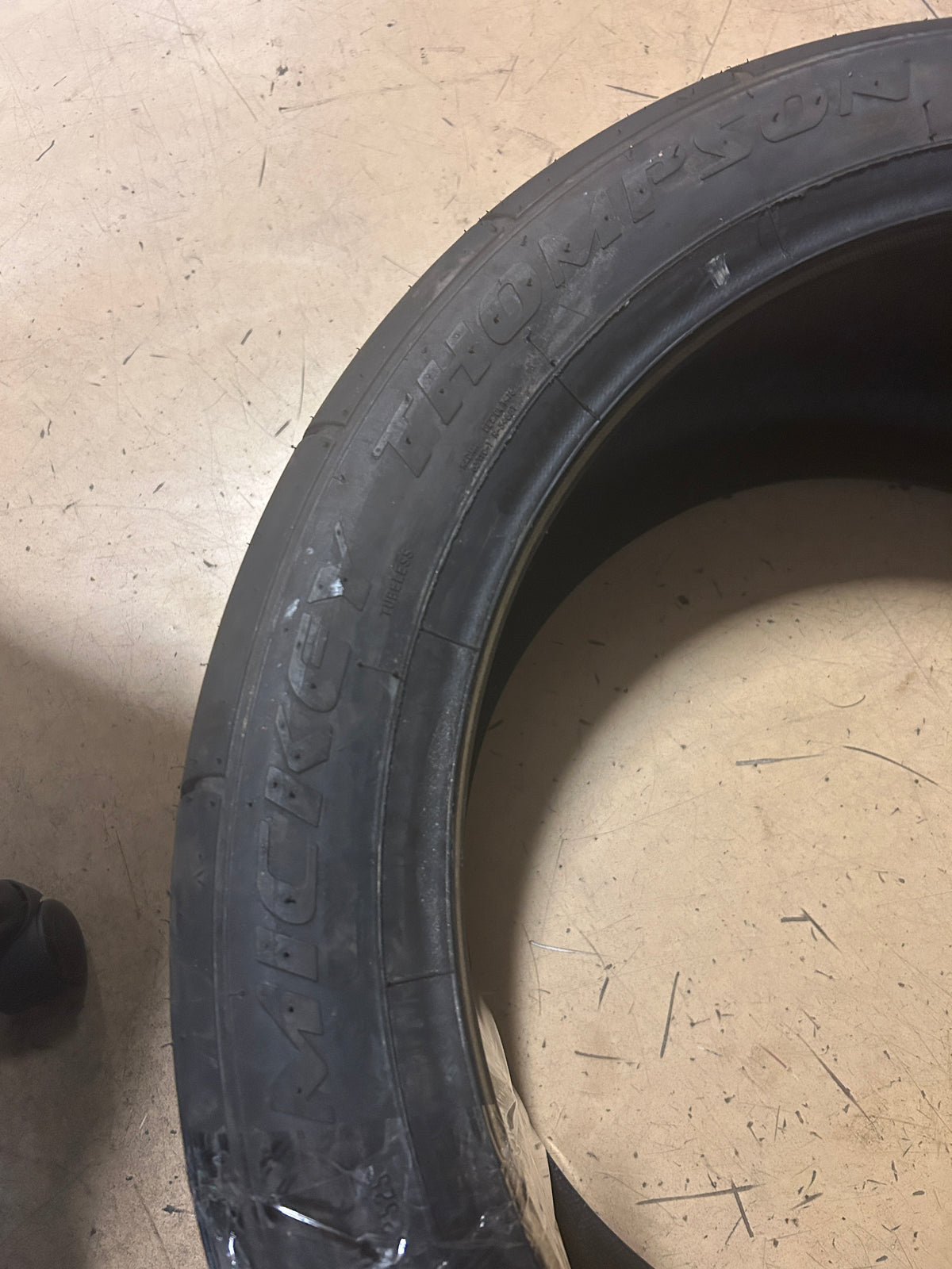 MICKEY THOMPSON ET STREET S/S BSW P 305 35 20 DRAG TIRE 315099003