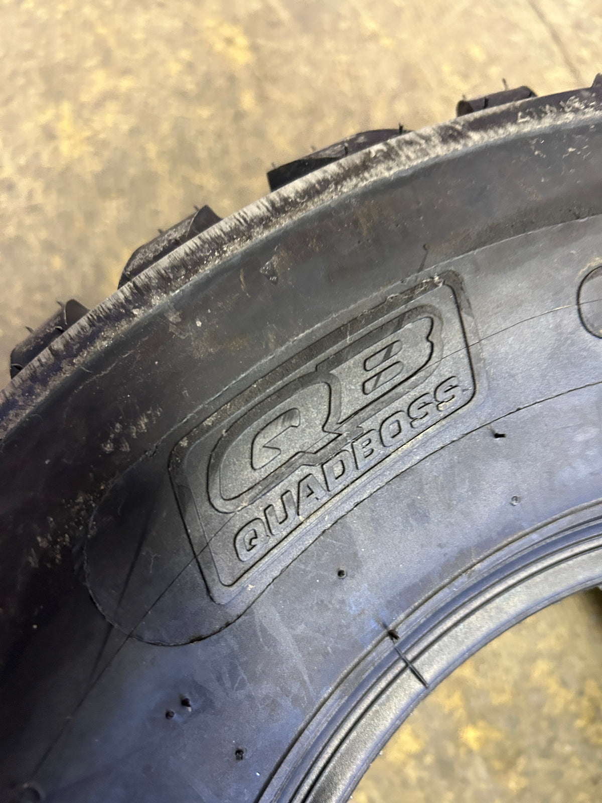 QUADBOSS QBT445 BSW 23 11 10 4PLY ATV/UTV TIRE QBT445231110